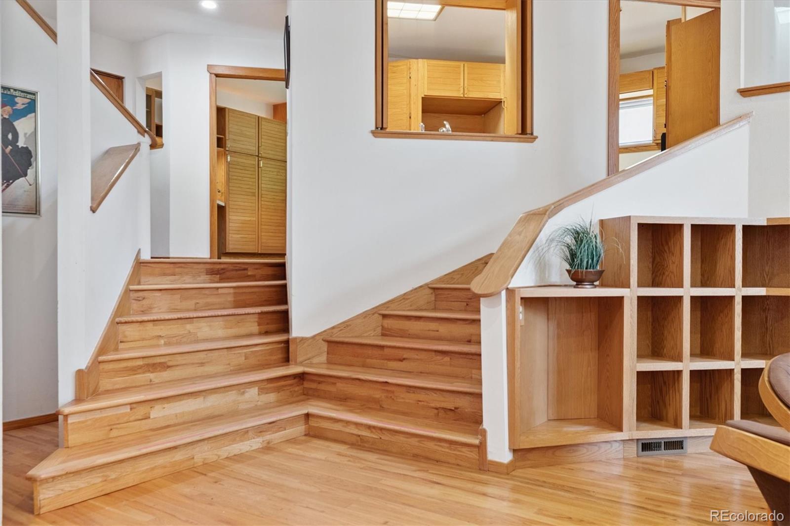 5305 E Dakota Avenue