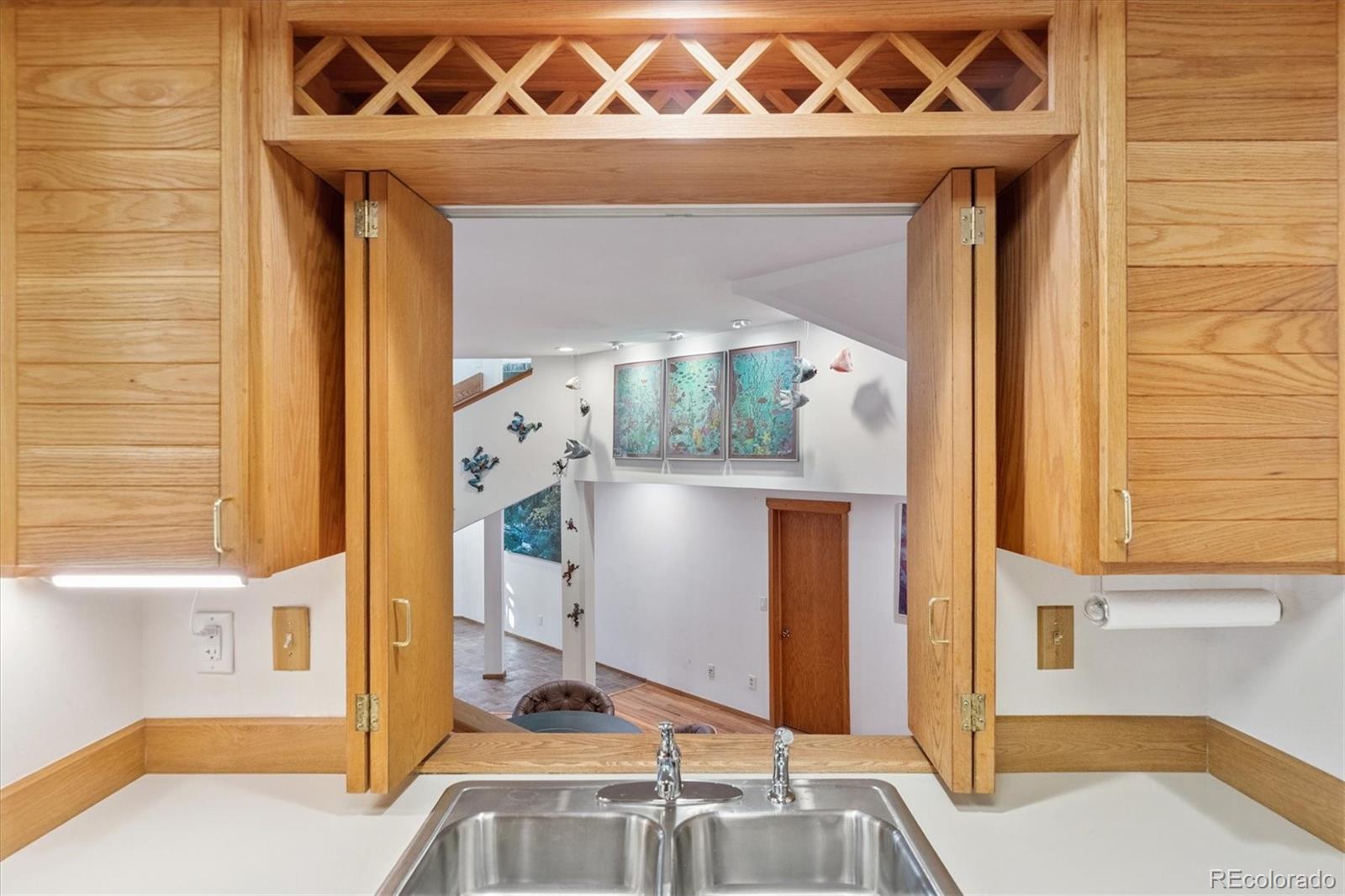 5305 E Dakota Avenue