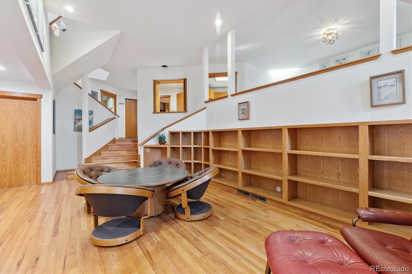 5305 E Dakota Avenue