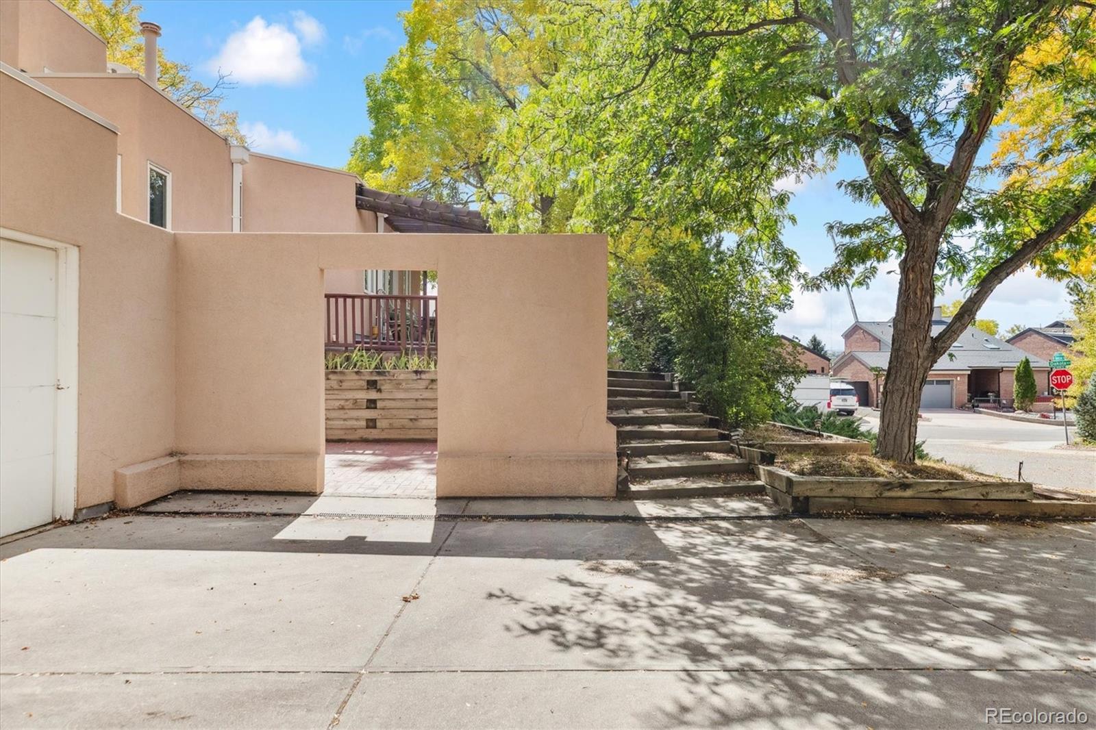 5305 E Dakota Avenue