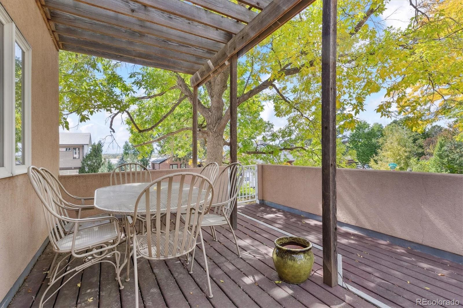 5305 E Dakota Avenue