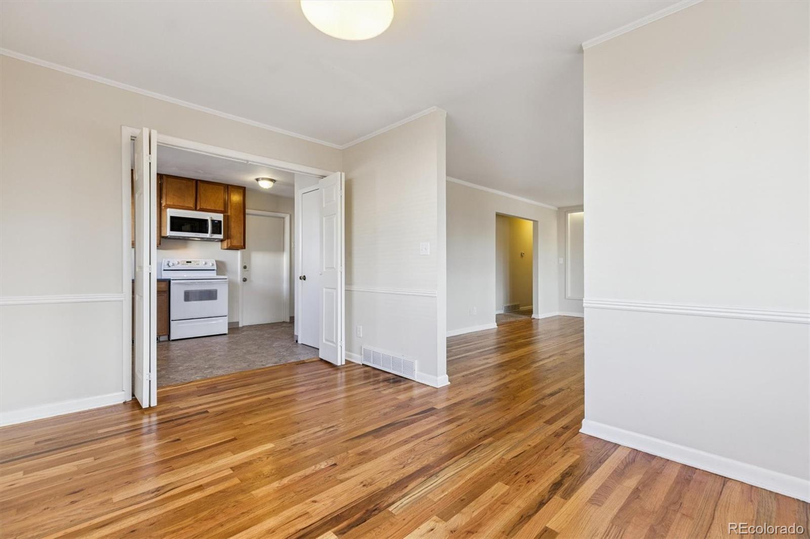 3031 S University Boulevard