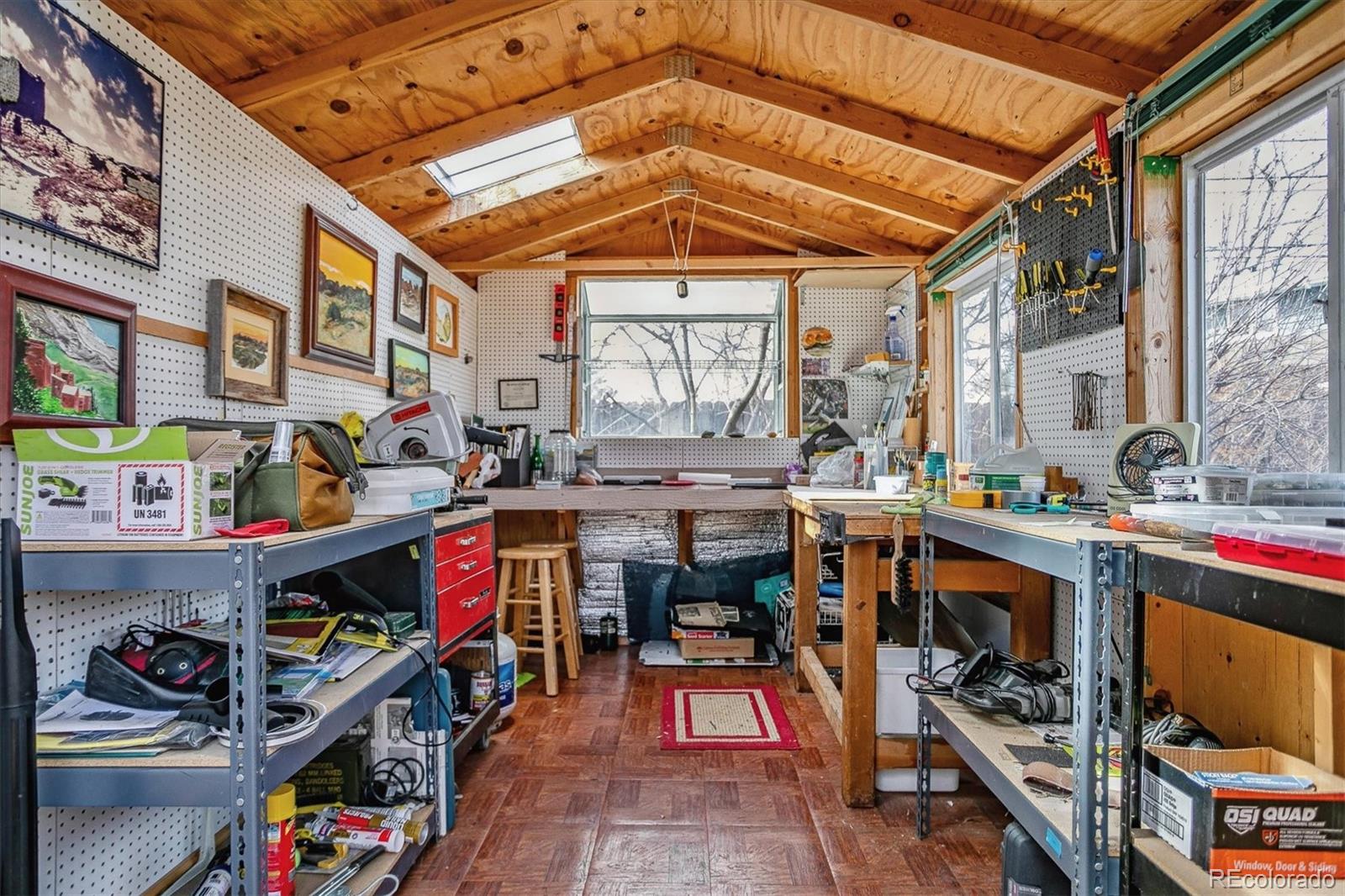 2105 E Dartmouth Circle