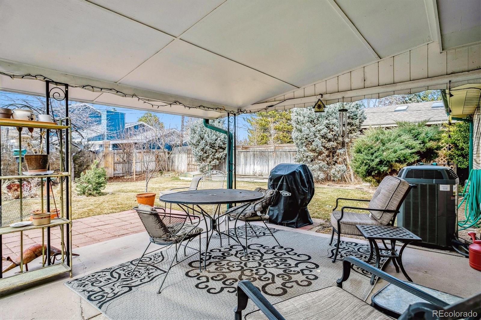 2105 E Dartmouth Circle