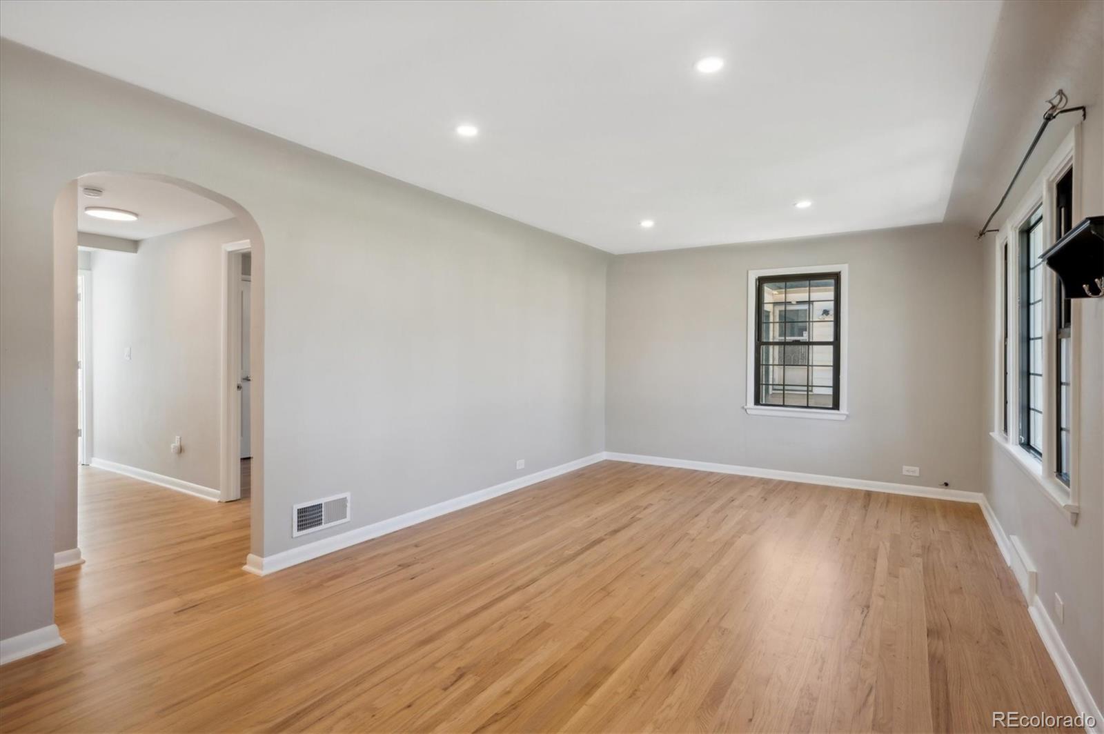 3270 S Gilpin Street