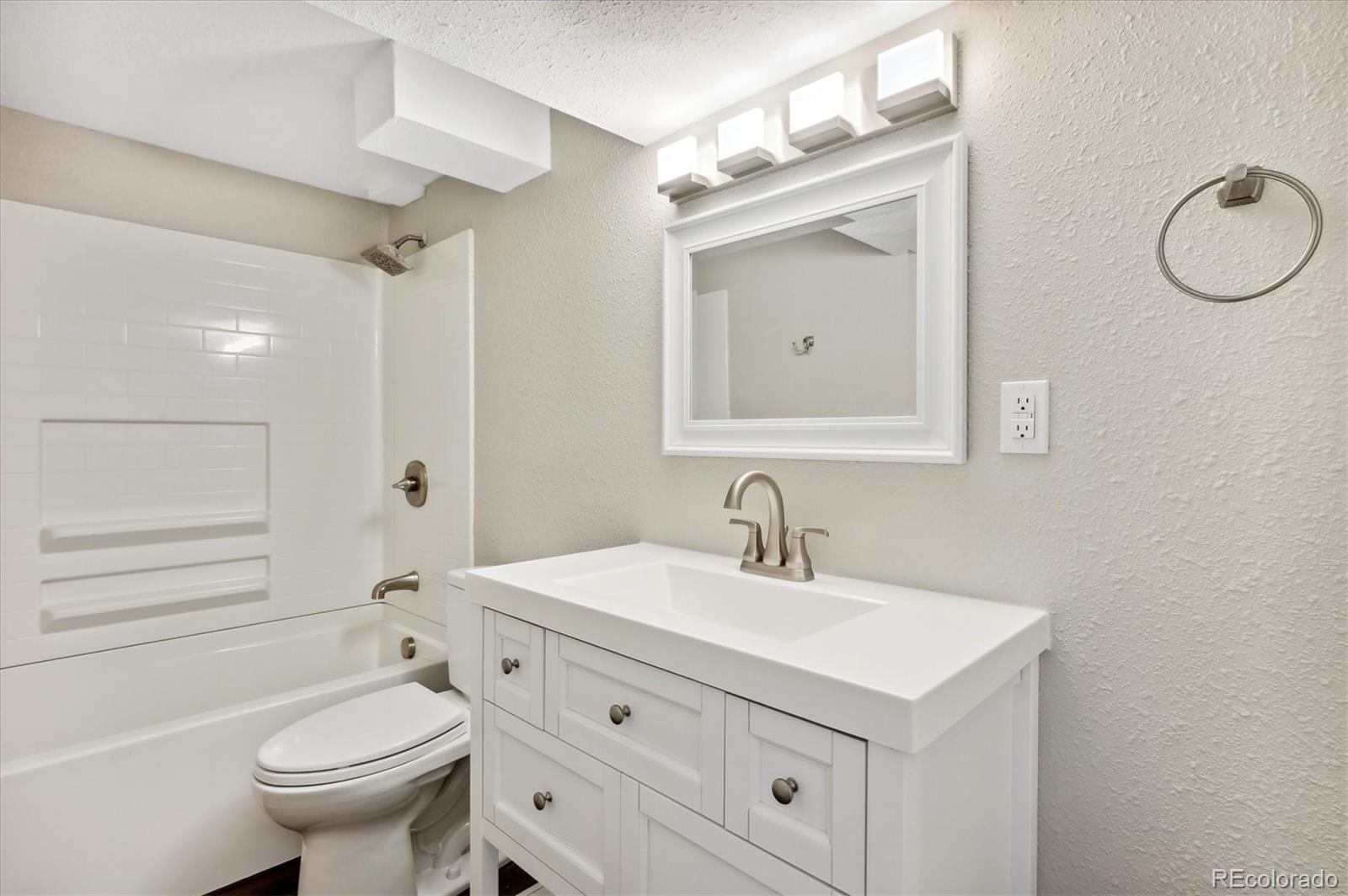 3270 S Gilpin Street