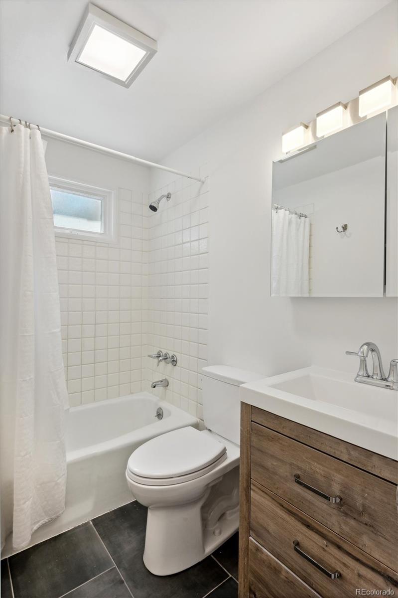 3270 S Gilpin Street