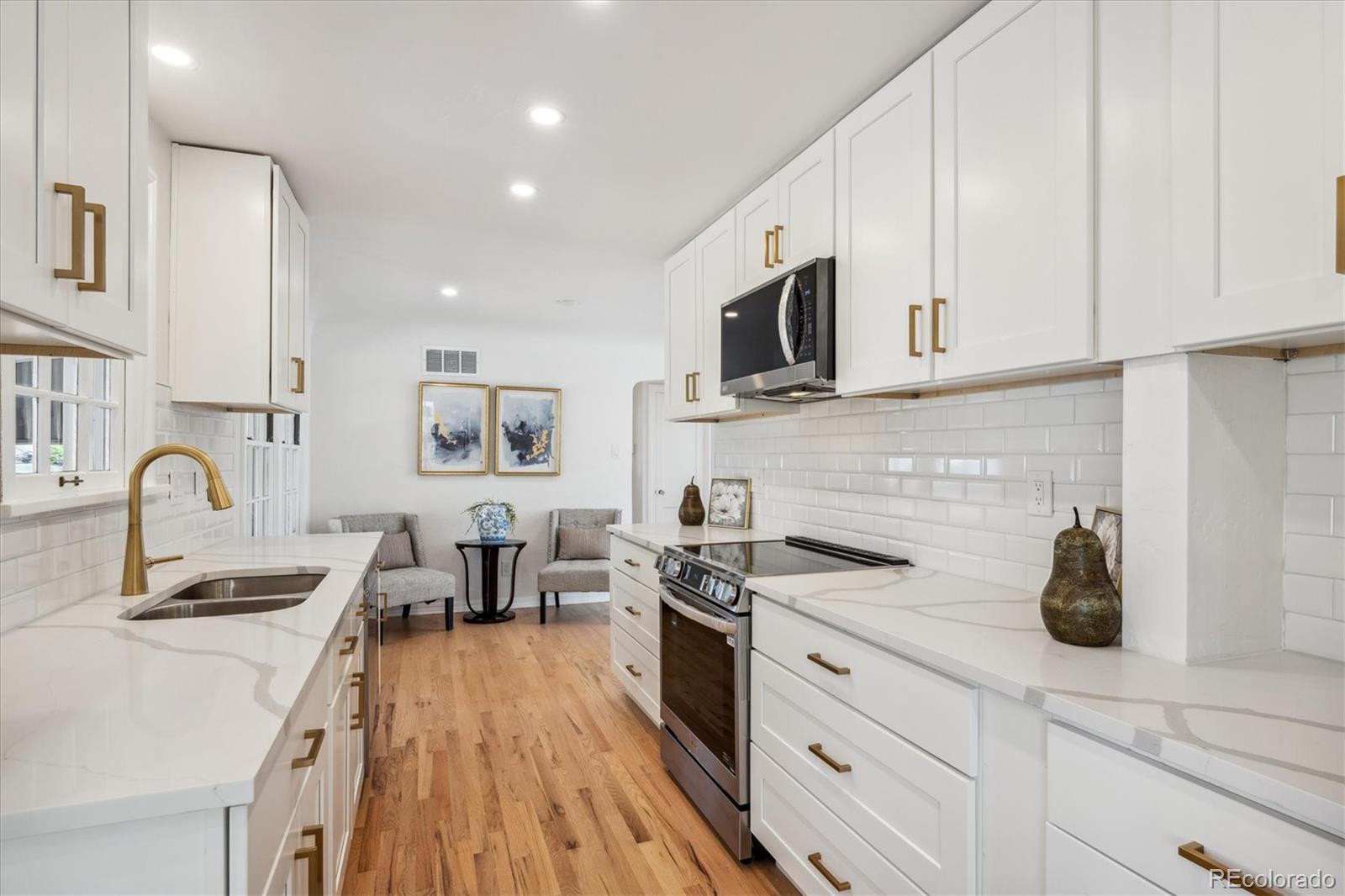 2551 S Lafayette Street