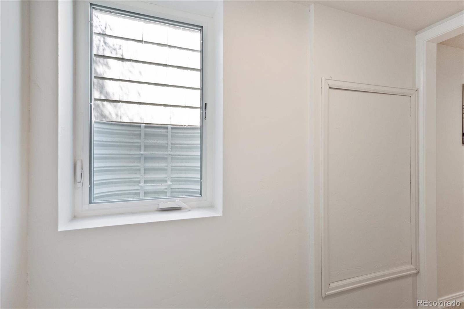 2551 S Lafayette Street