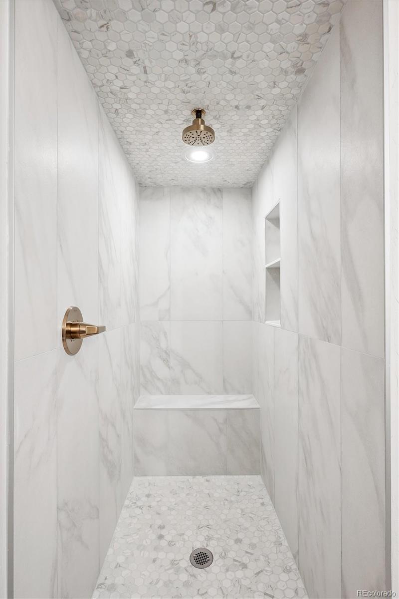 2551 S Lafayette Street