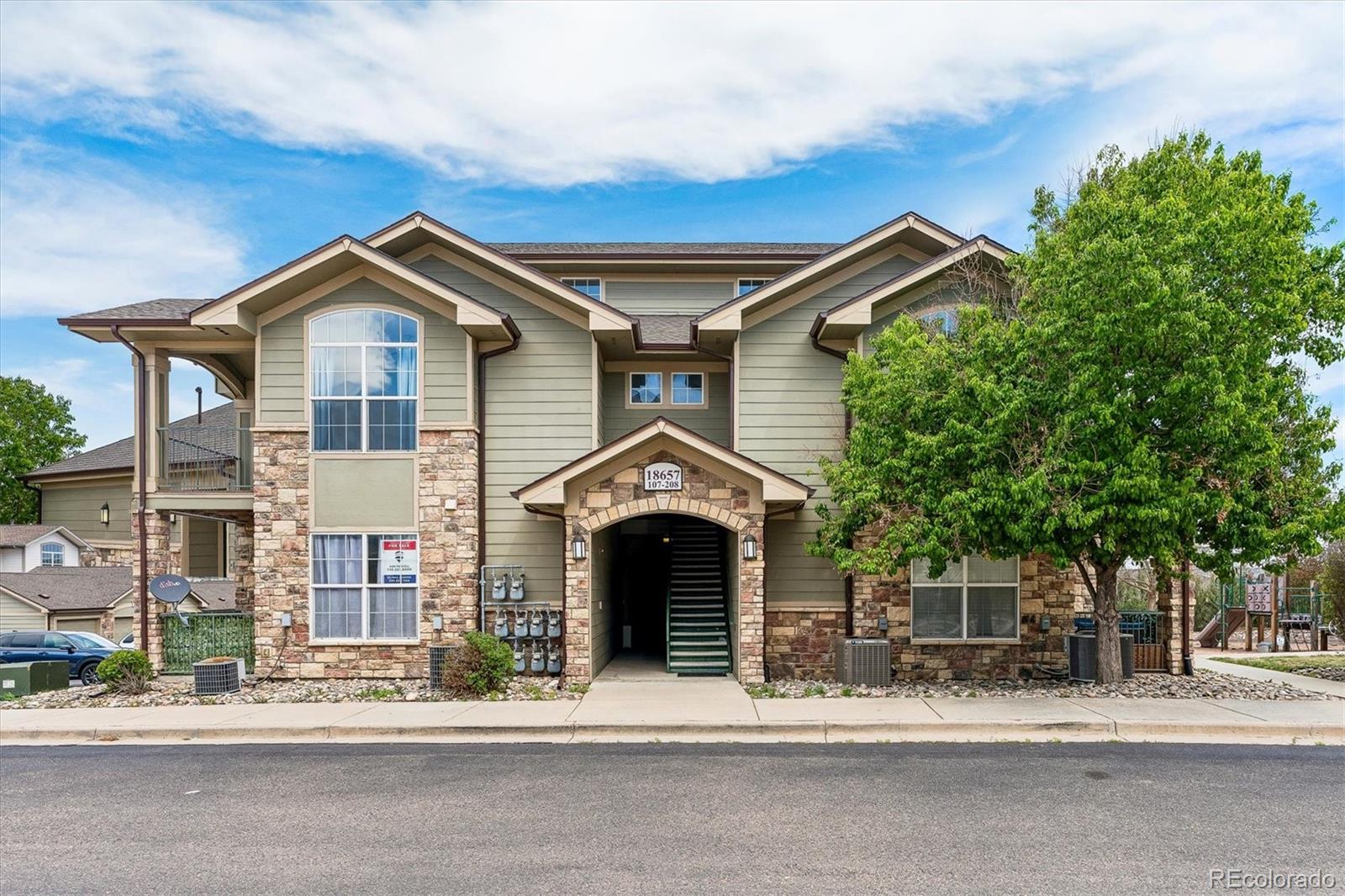 18657 Stroh Road Unit: 4207