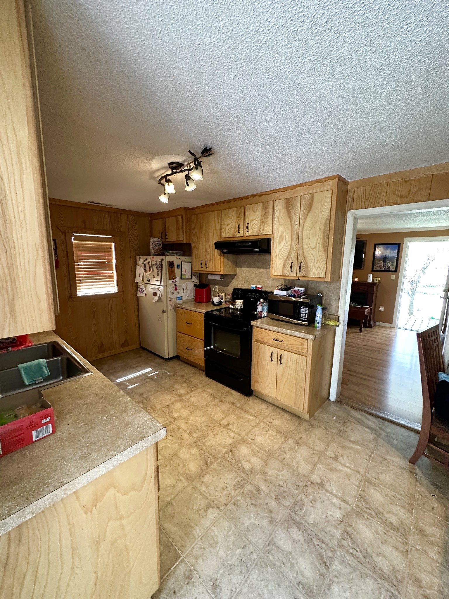 43 Beans Creek Rd