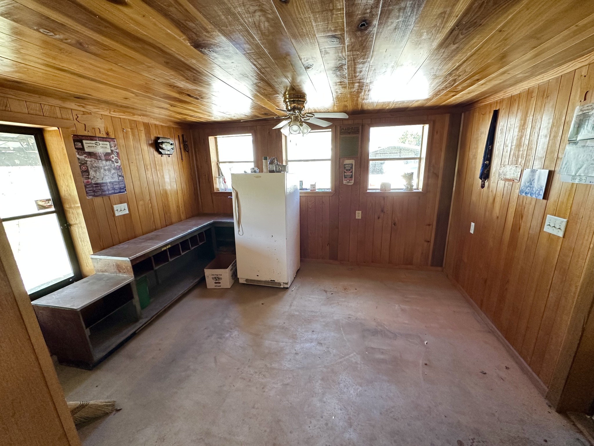 43 Beans Creek Rd