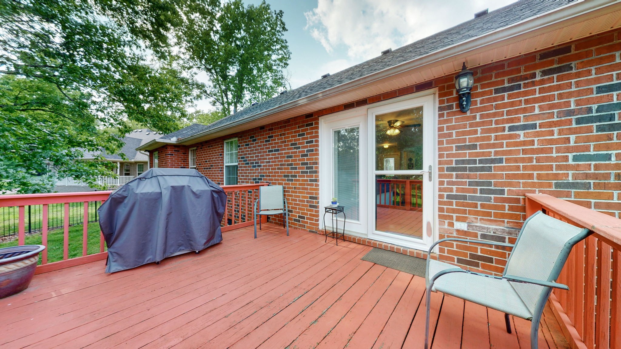 113 Stonegate Cir
