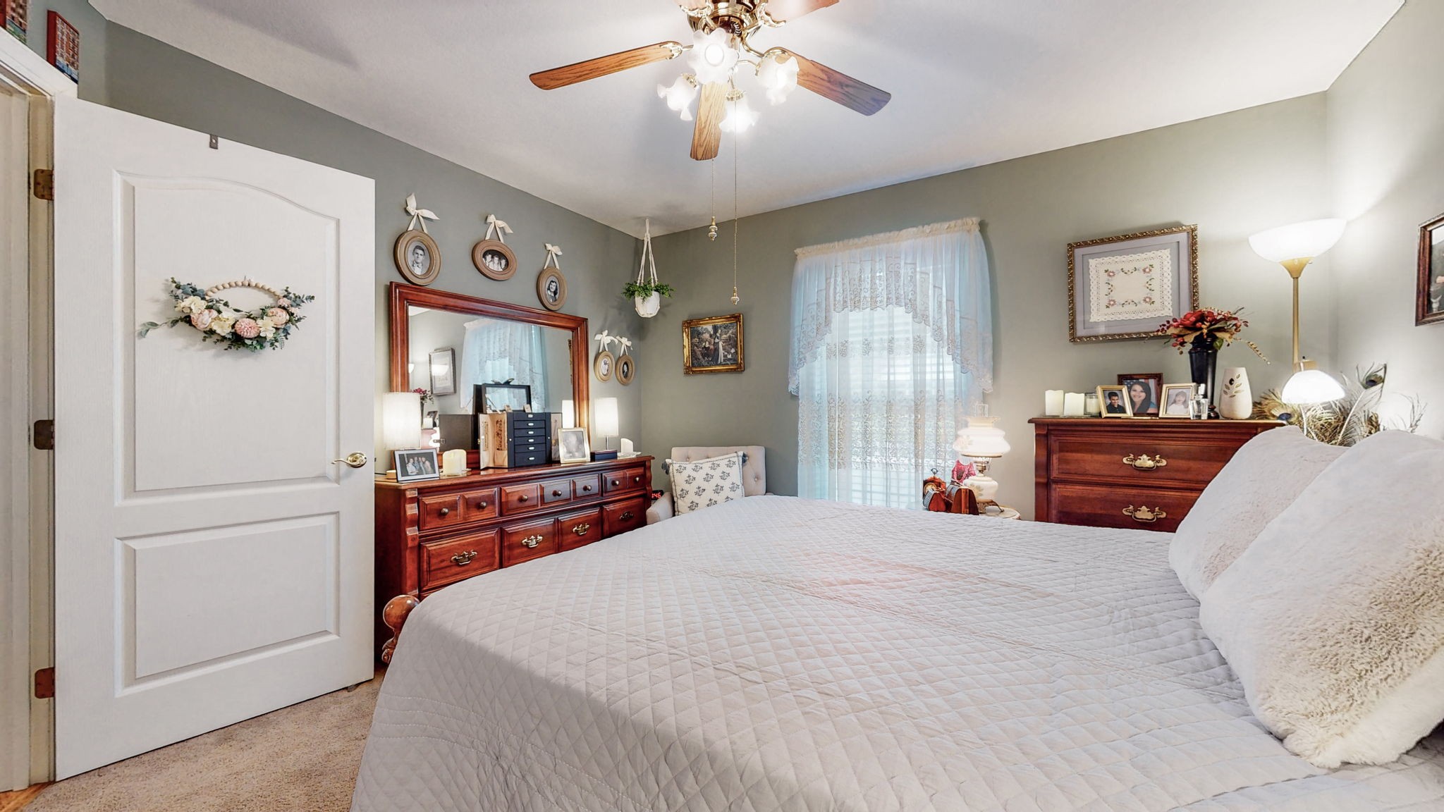 113 Stonegate Cir