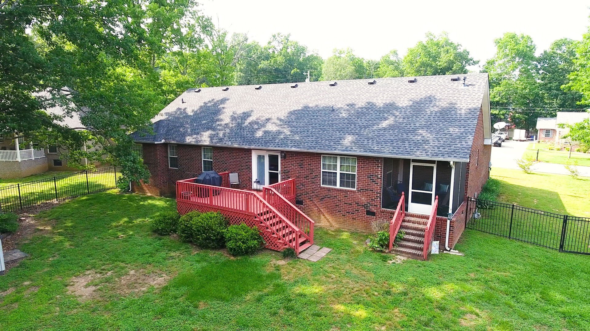 113 Stonegate Cir