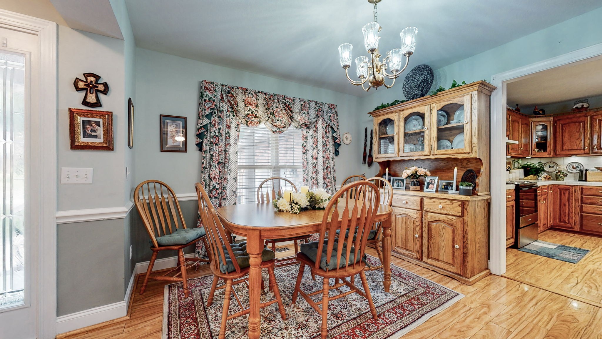 113 Stonegate Cir