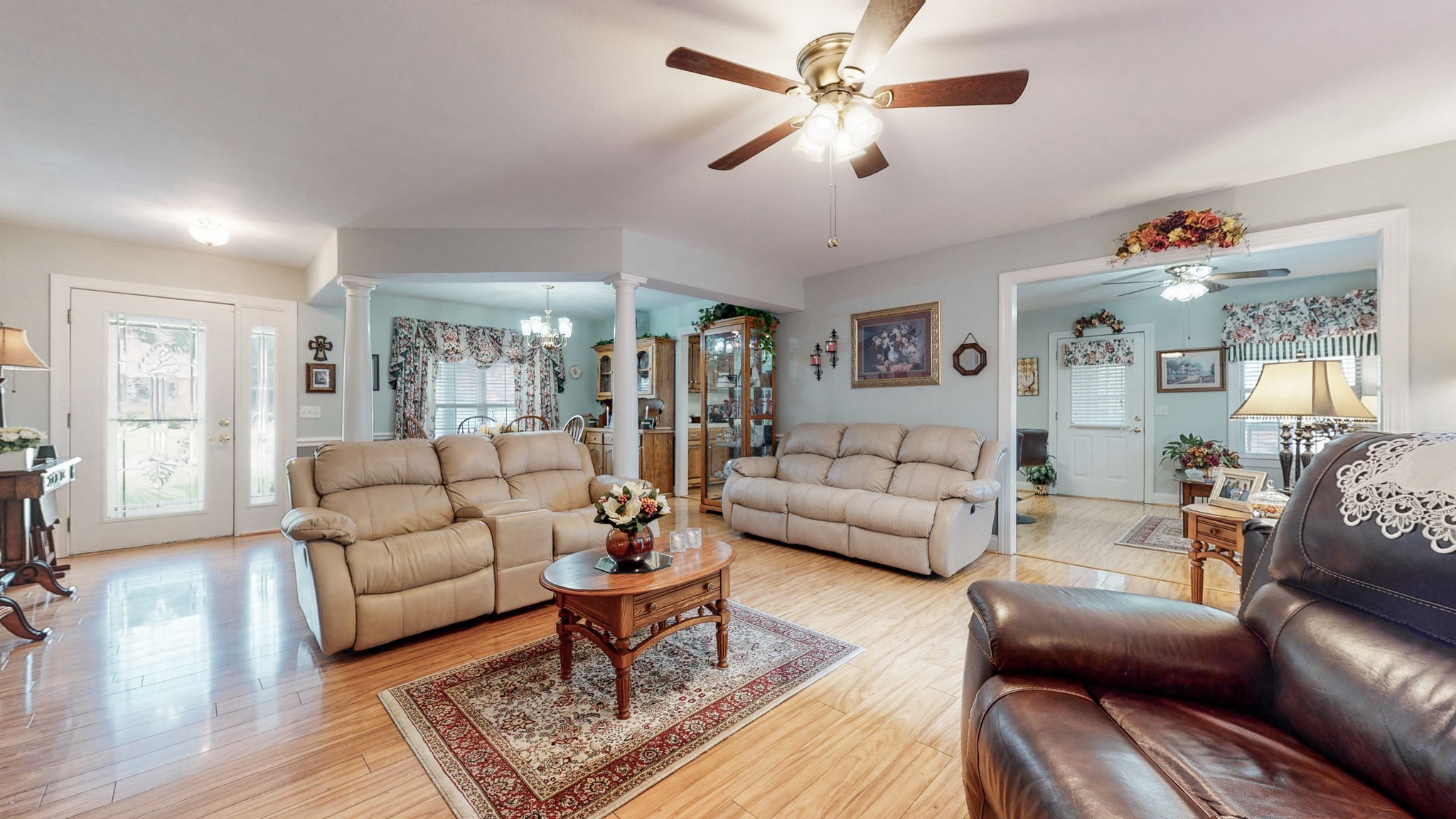 113 Stonegate Cir
