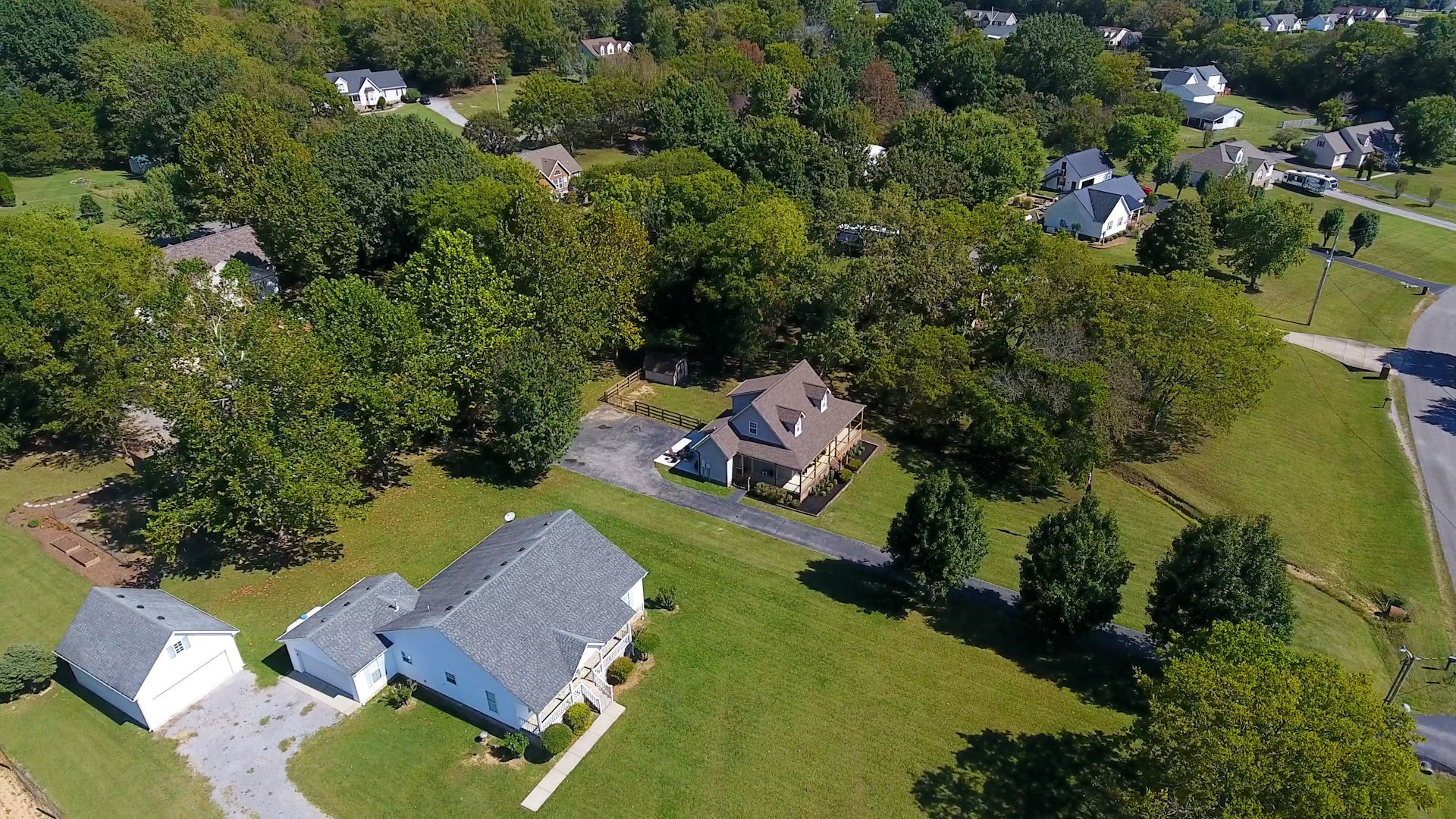 207 Amanda Dr