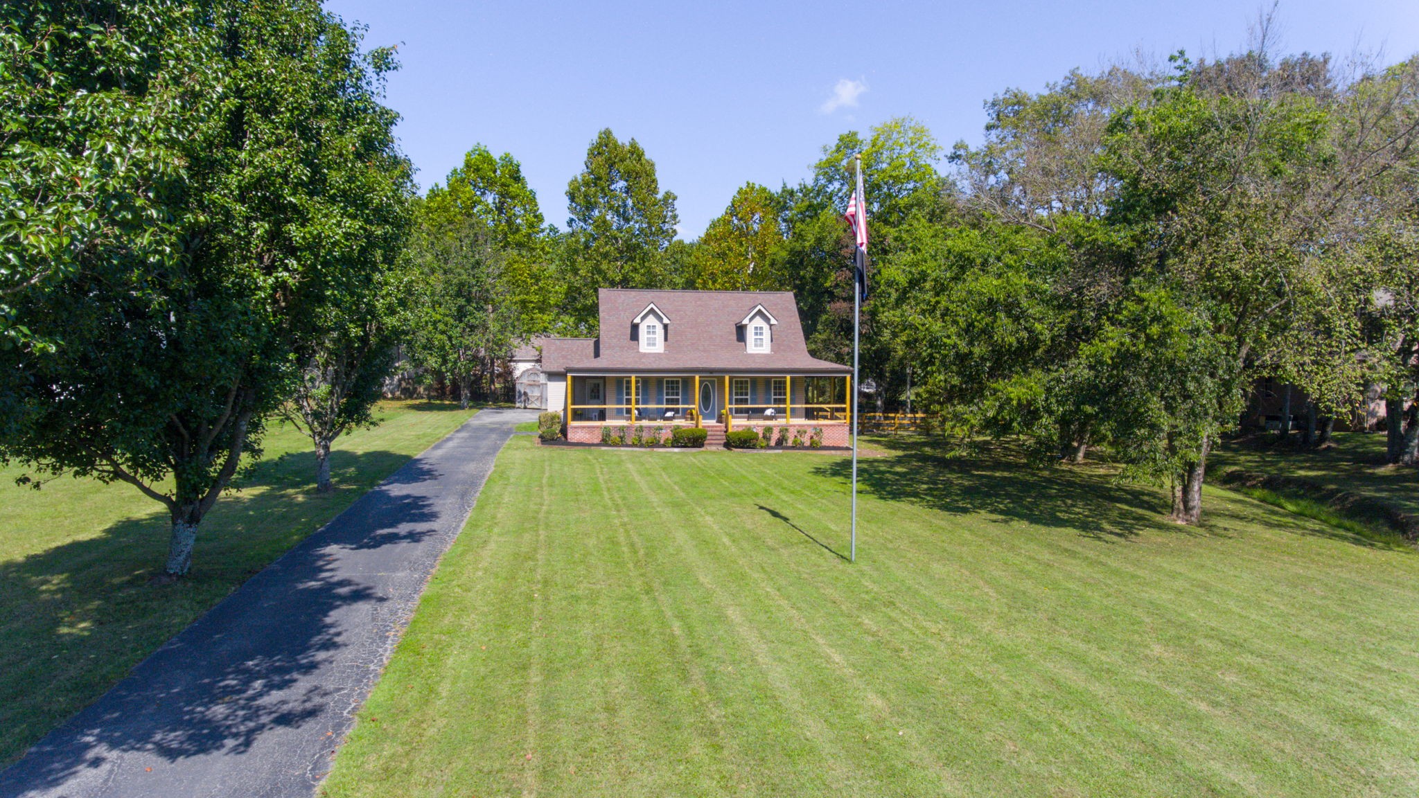 207 Amanda Dr