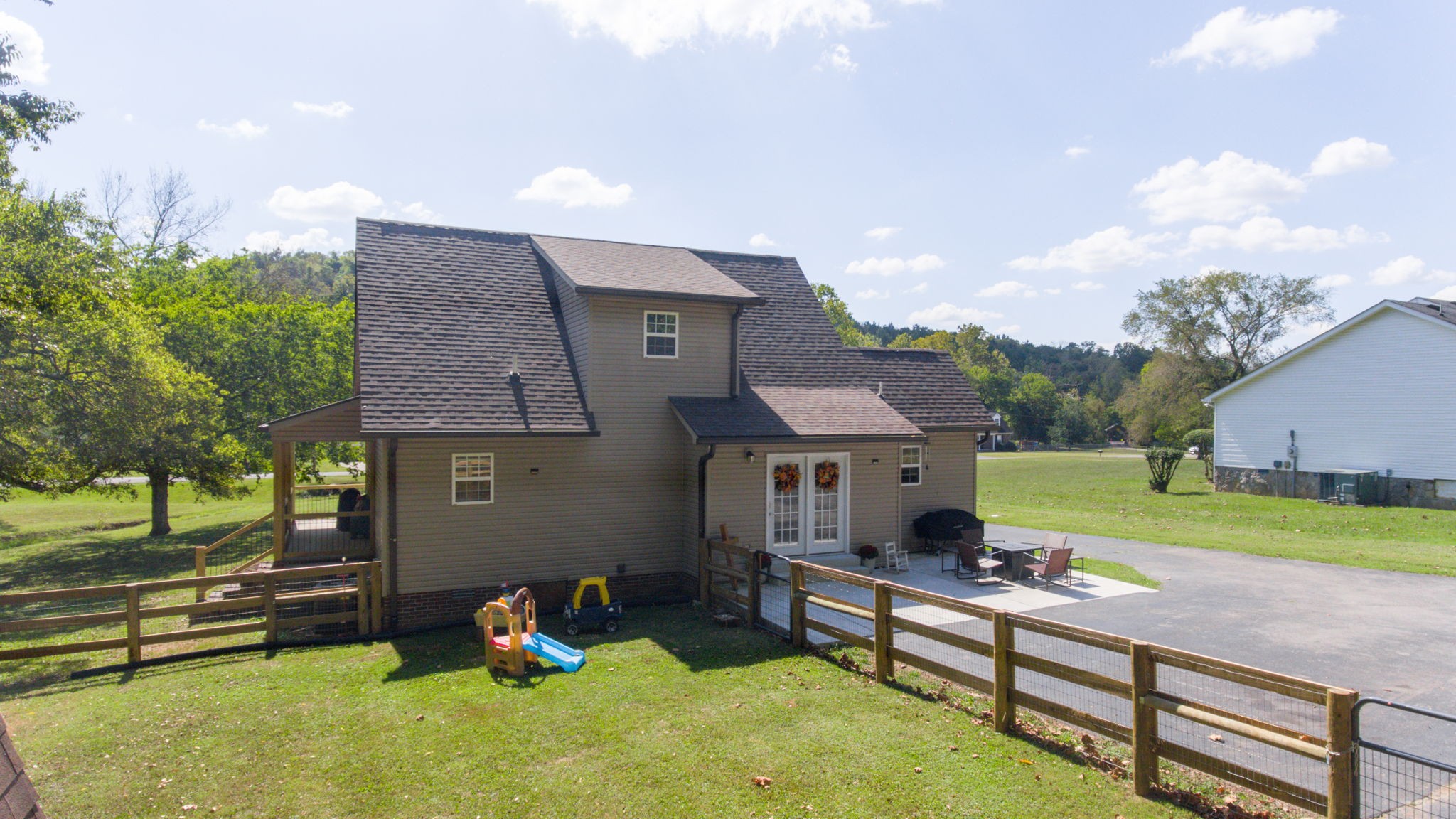 207 Amanda Dr