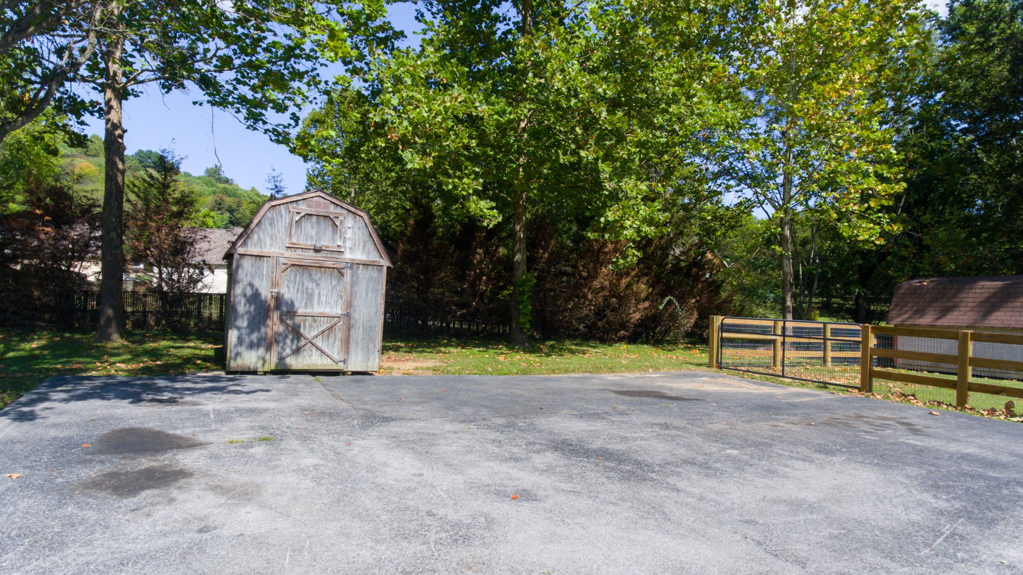 207 Amanda Dr