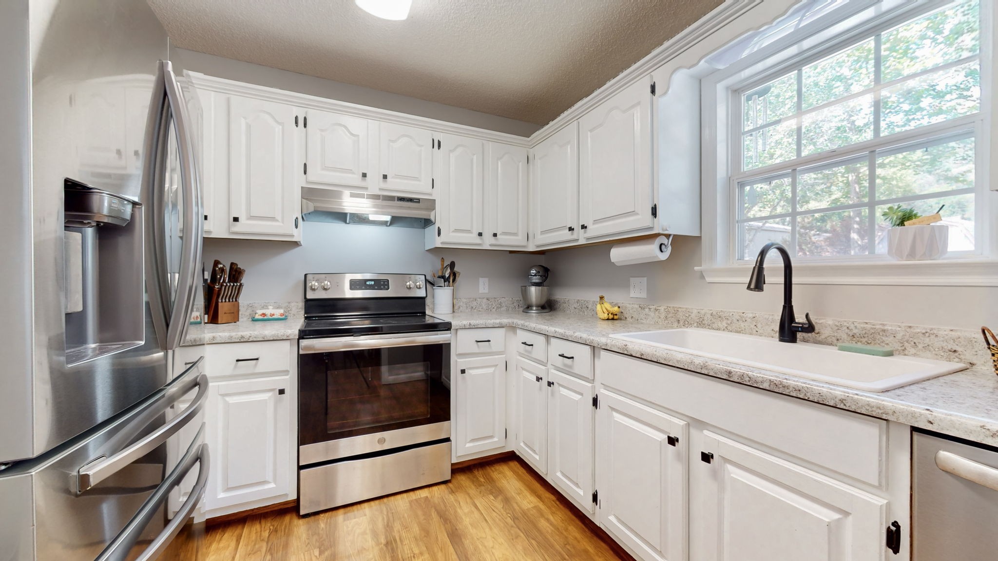 207 Amanda Dr