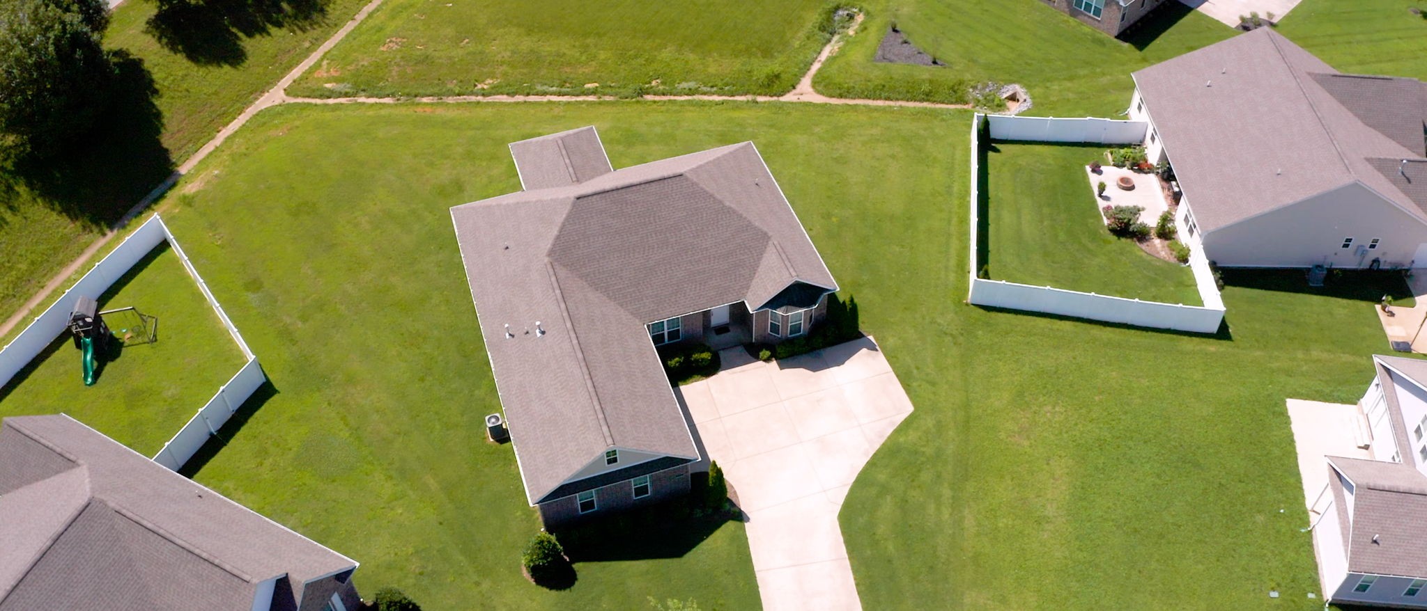 102 Rochester Dr