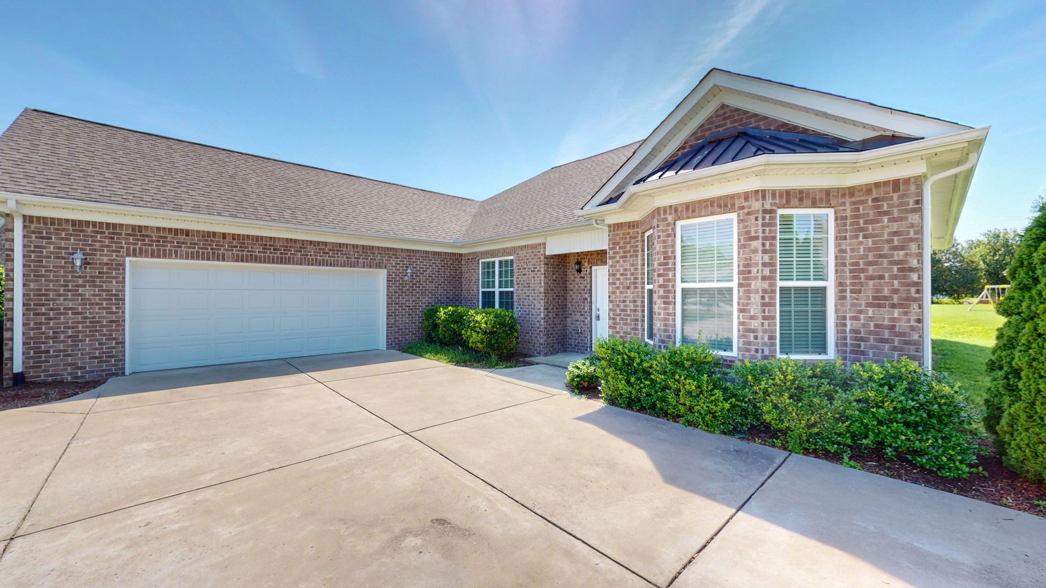 102 Rochester Dr