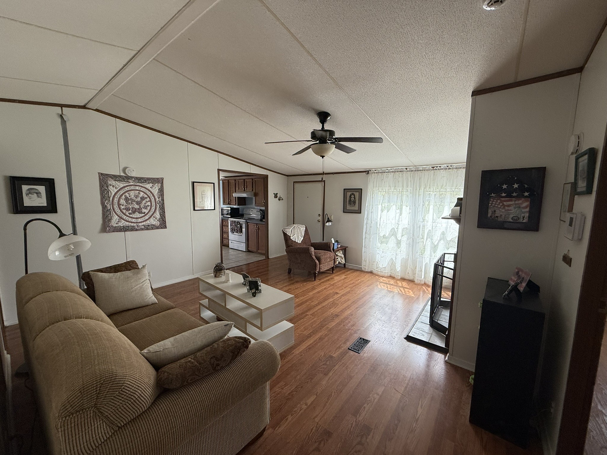 202 Gant Rd