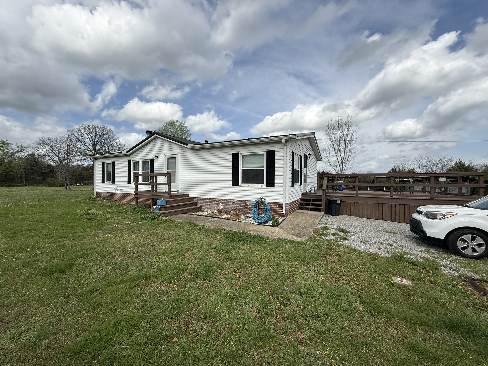 202 Gant Rd