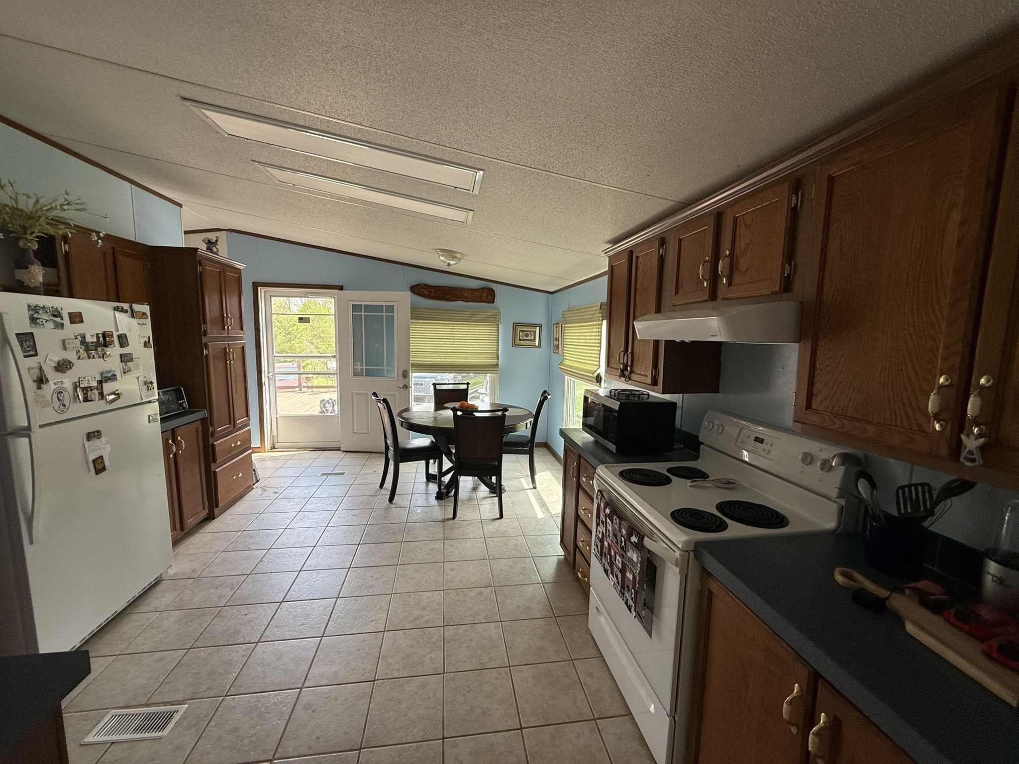 202 Gant Rd