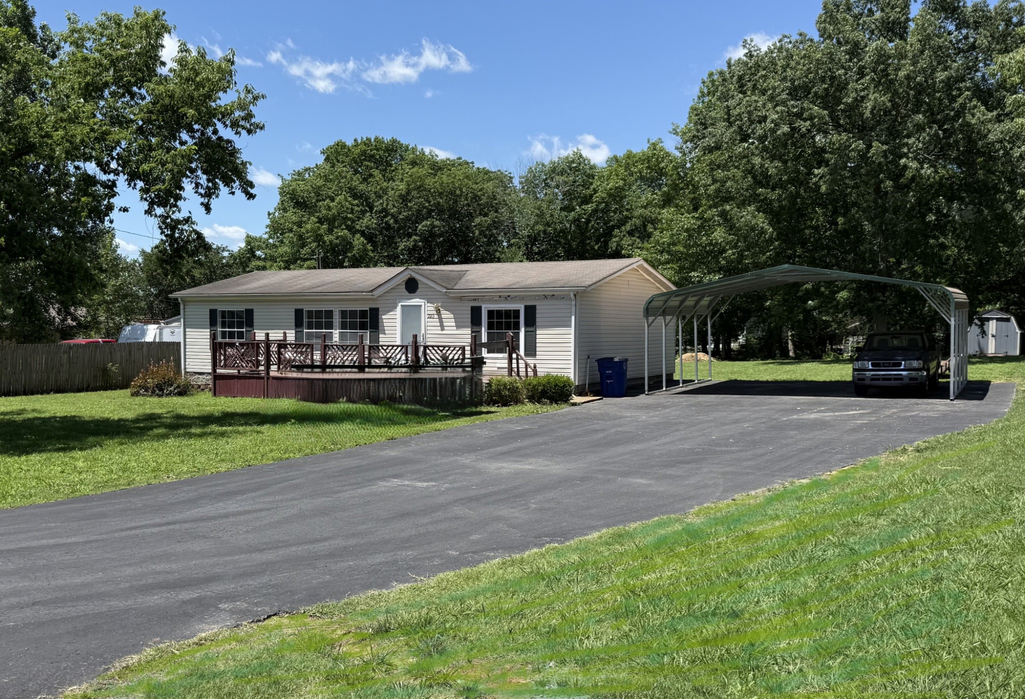 2213 Patricia Dr