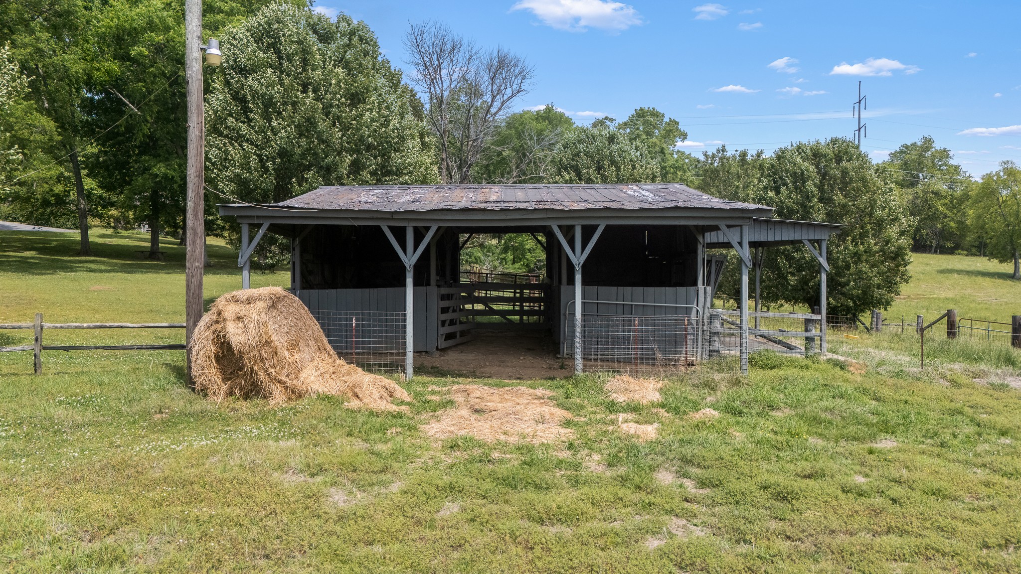 32 Grisham Rd