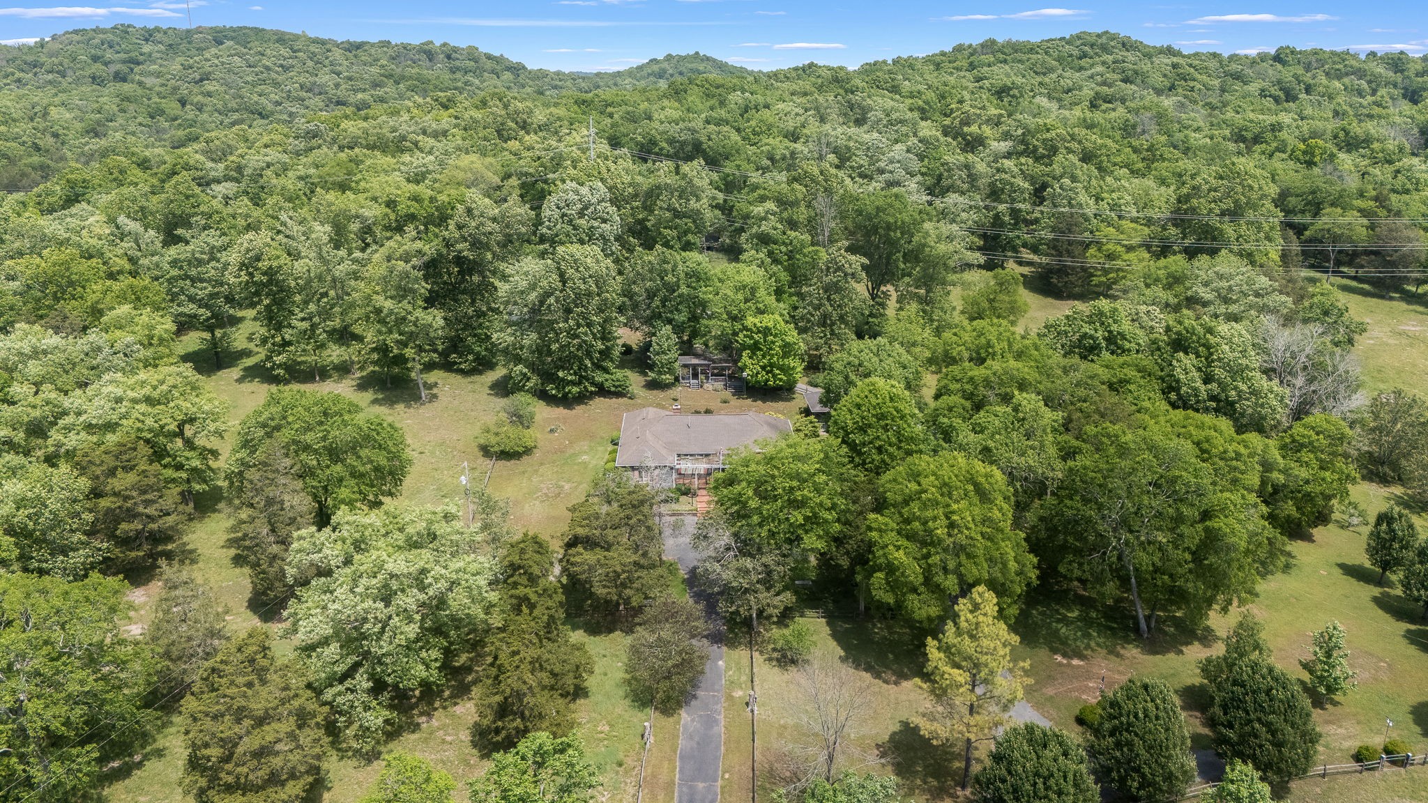 32 Grisham Rd