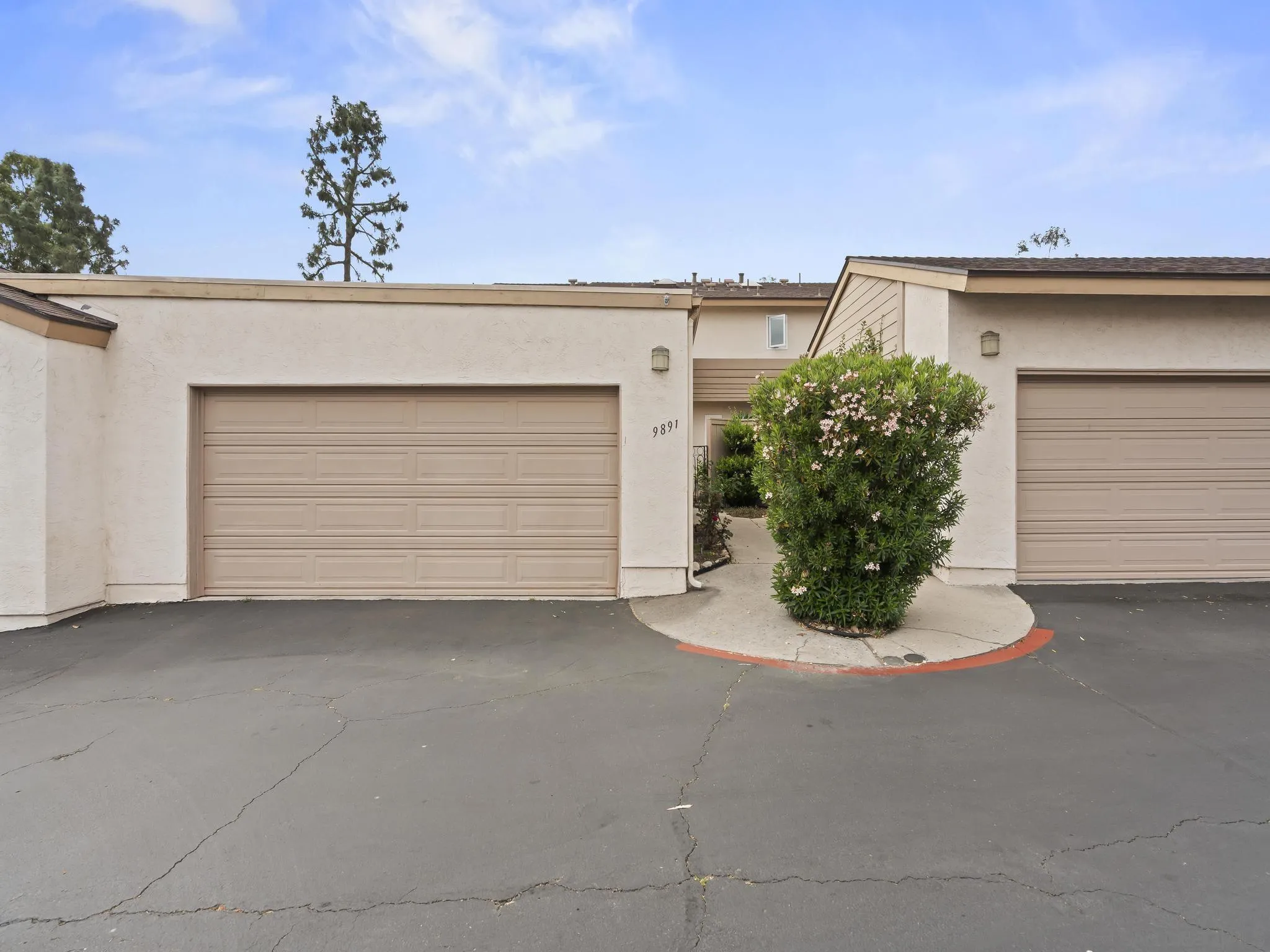 9891 Aviary Drive