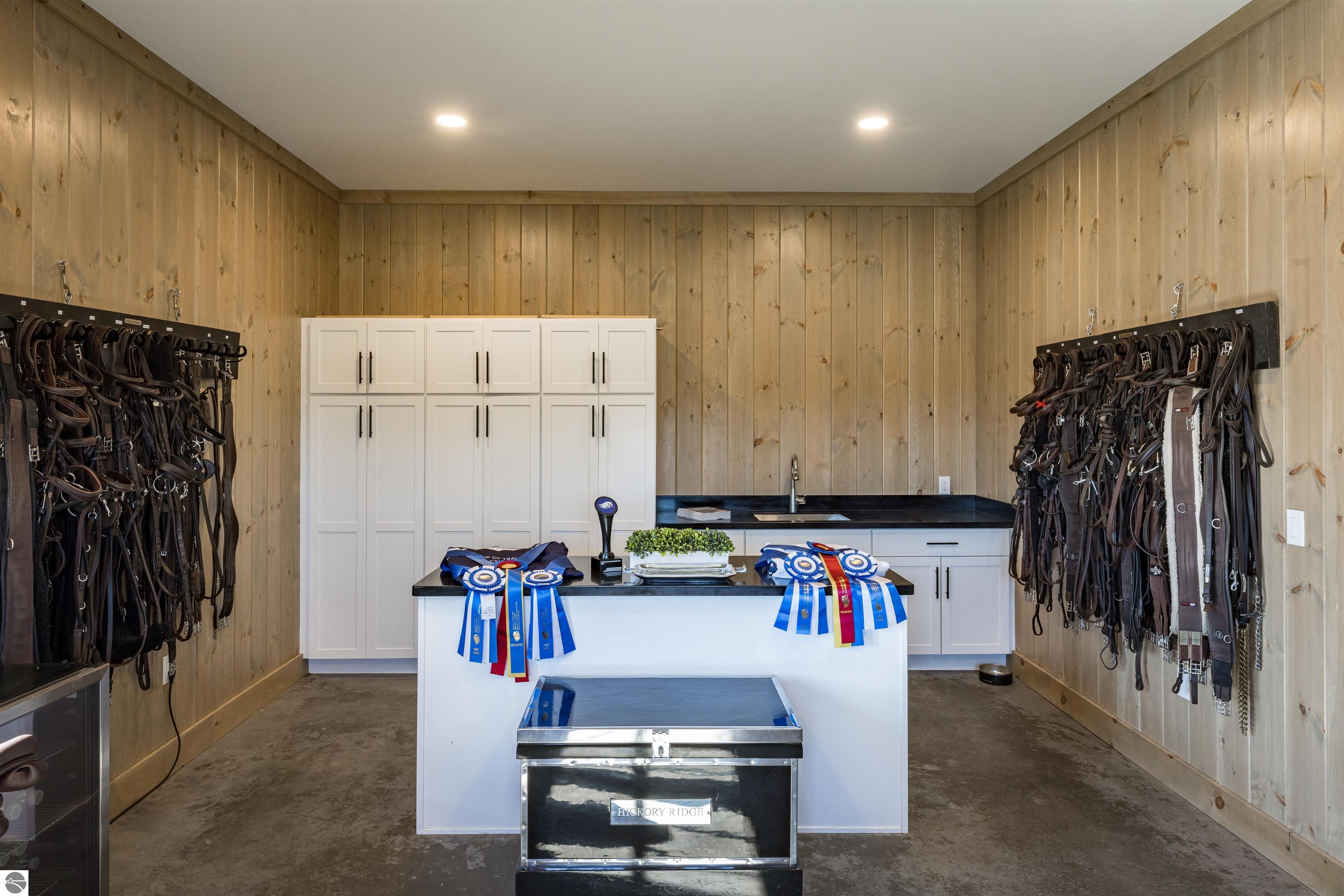 6625 Grand Prix Drive