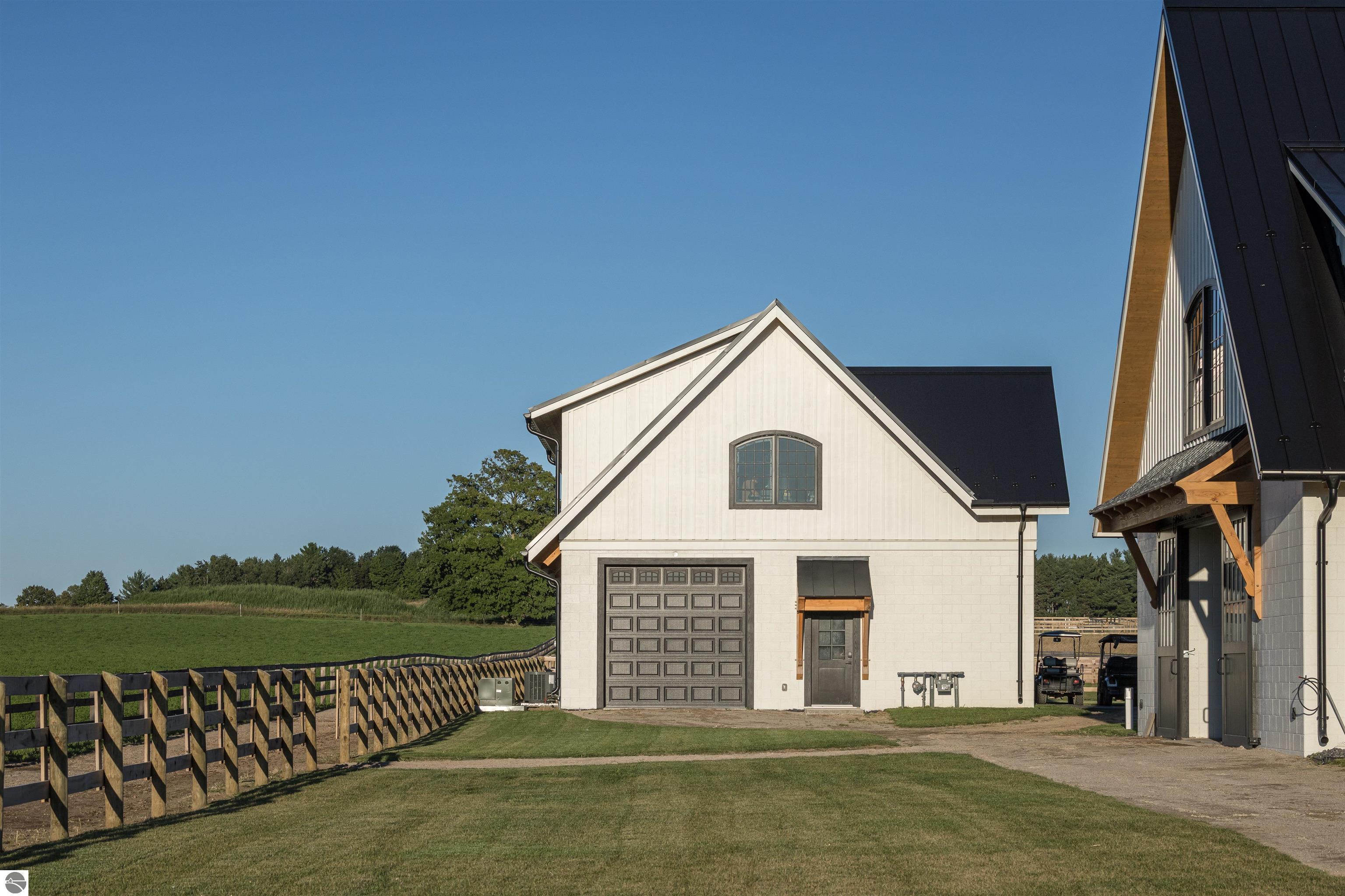 6625 Grand Prix Drive