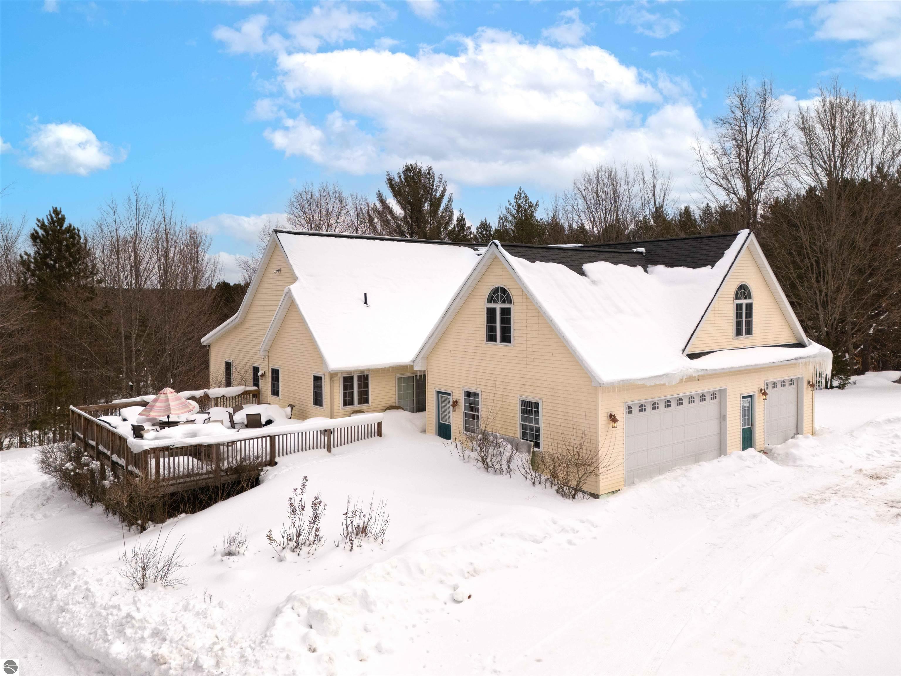 3855 Pulver Woods Drive