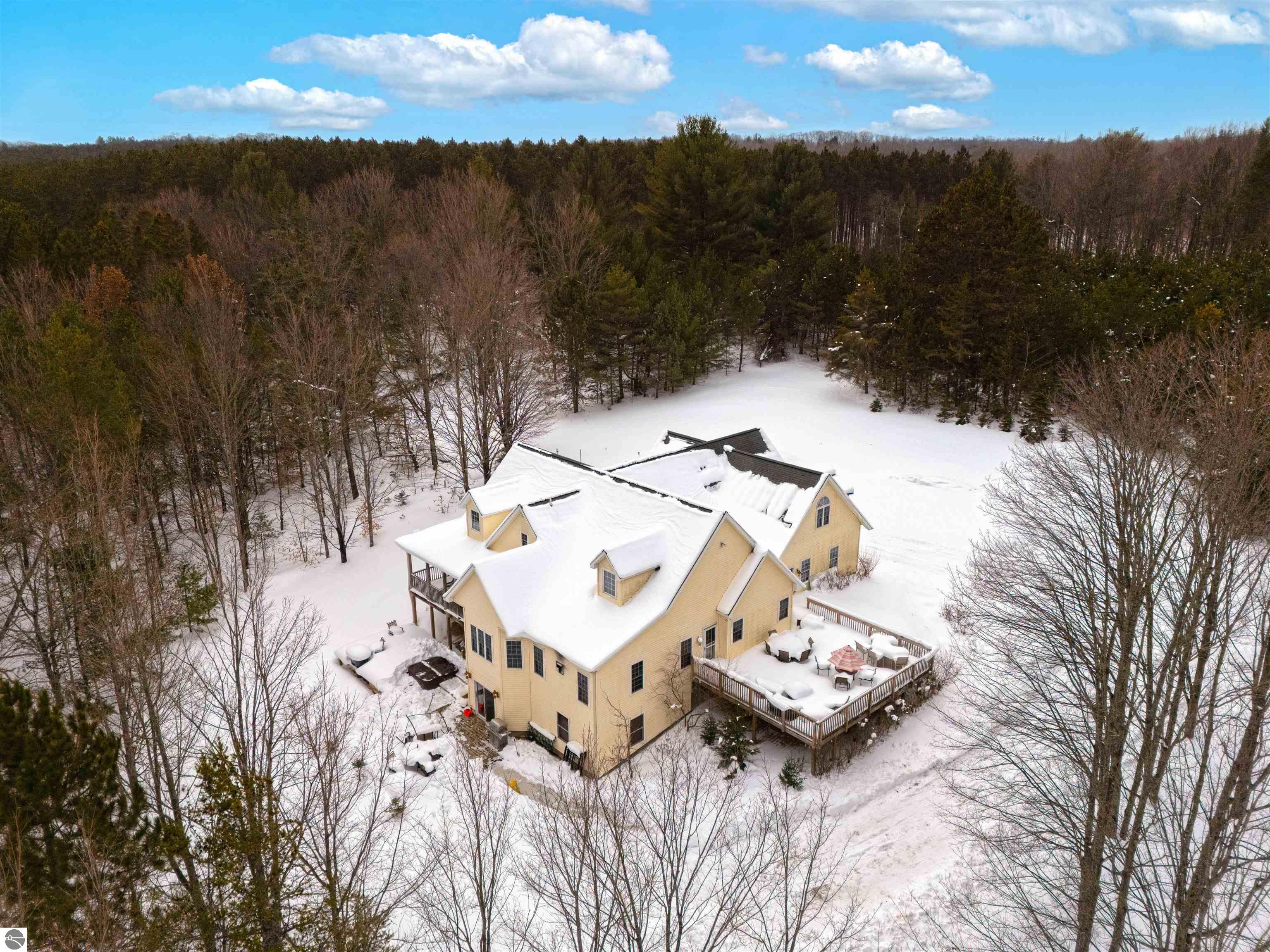 3855 Pulver Woods Drive