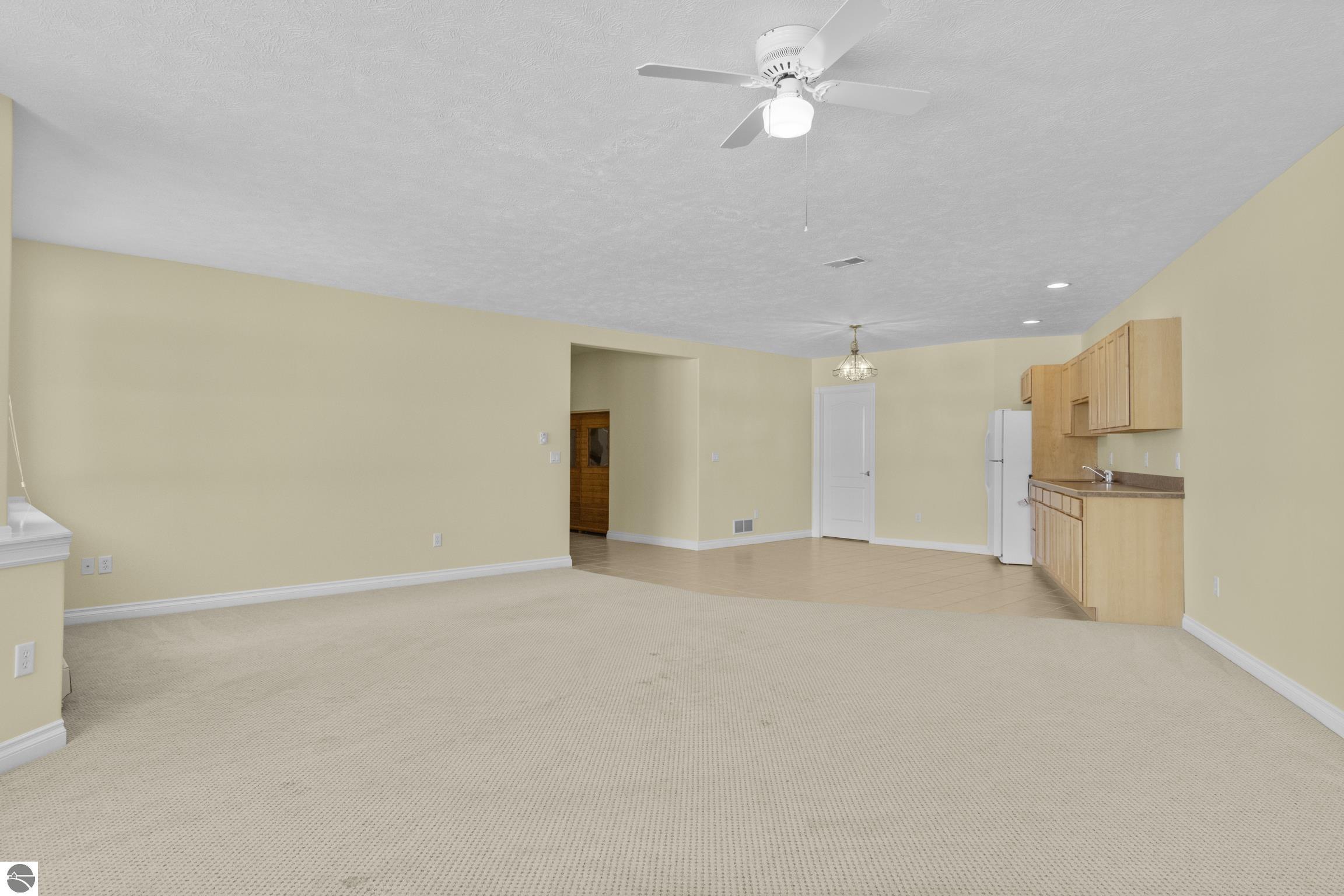5002 Arrowhead Circle