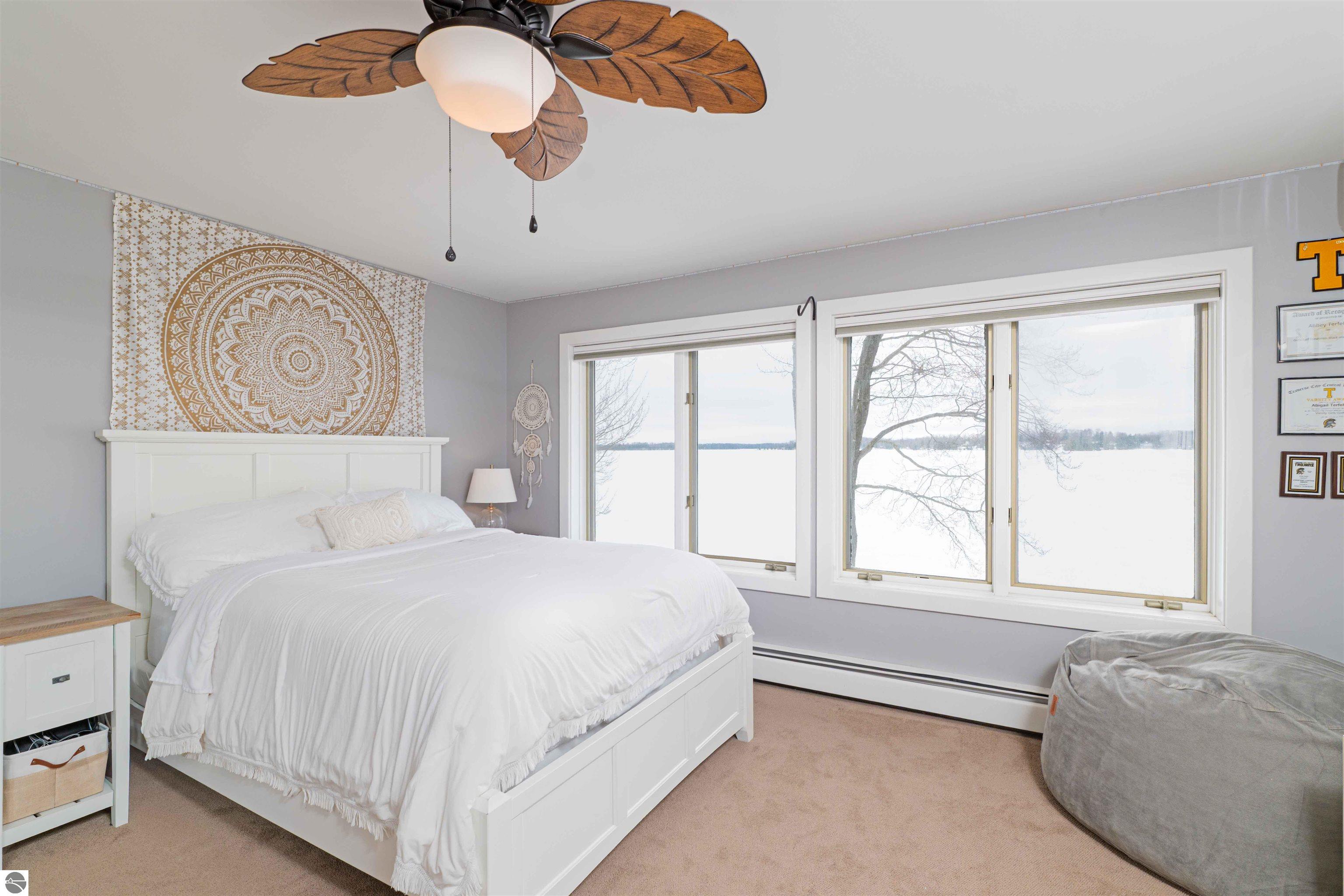 9459 N Long Lake Road