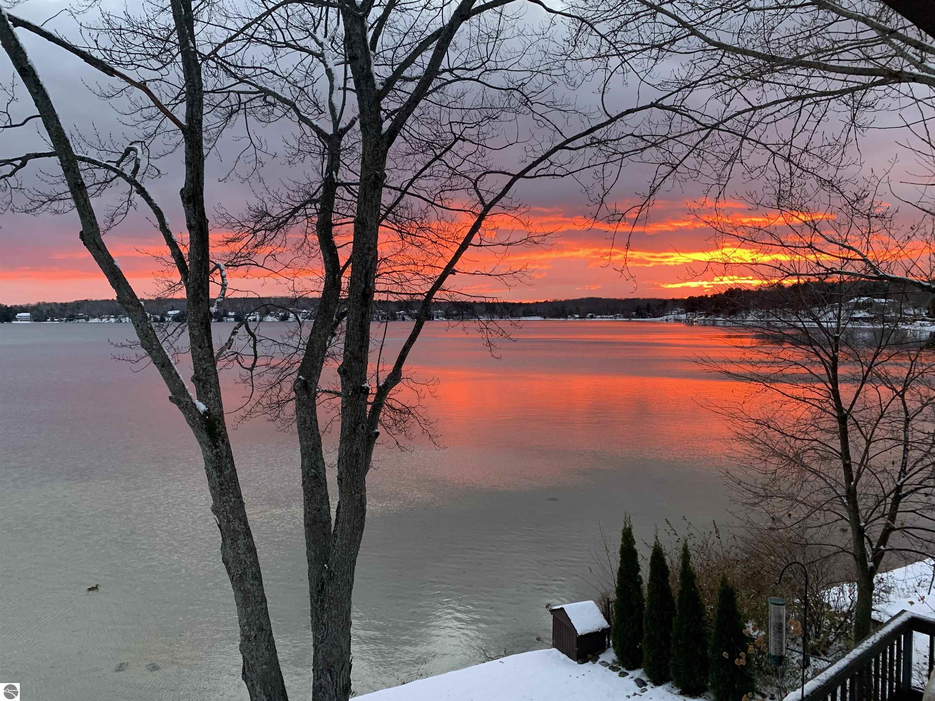 9459 N Long Lake Road