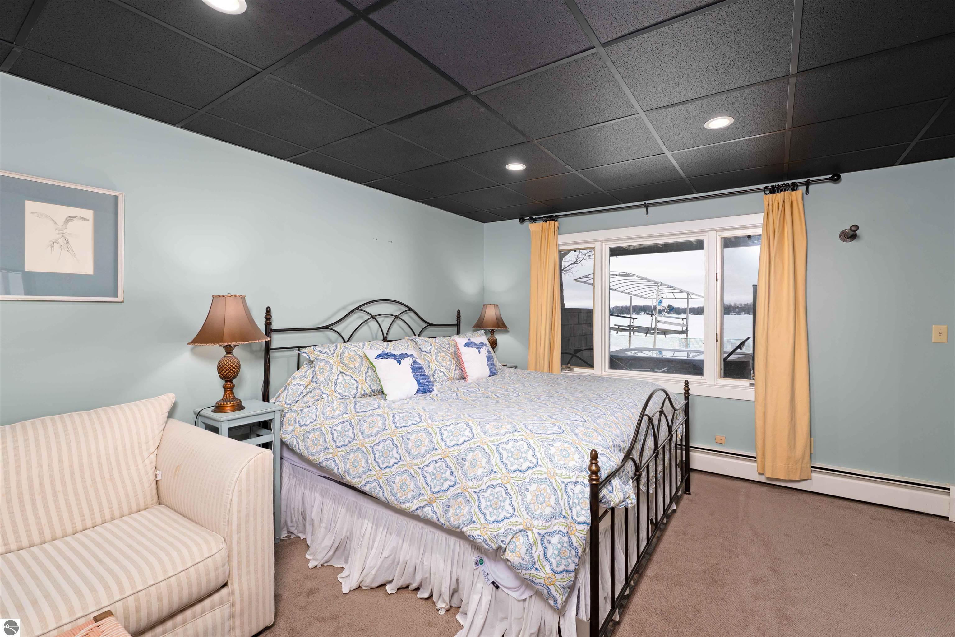 9459 N Long Lake Road