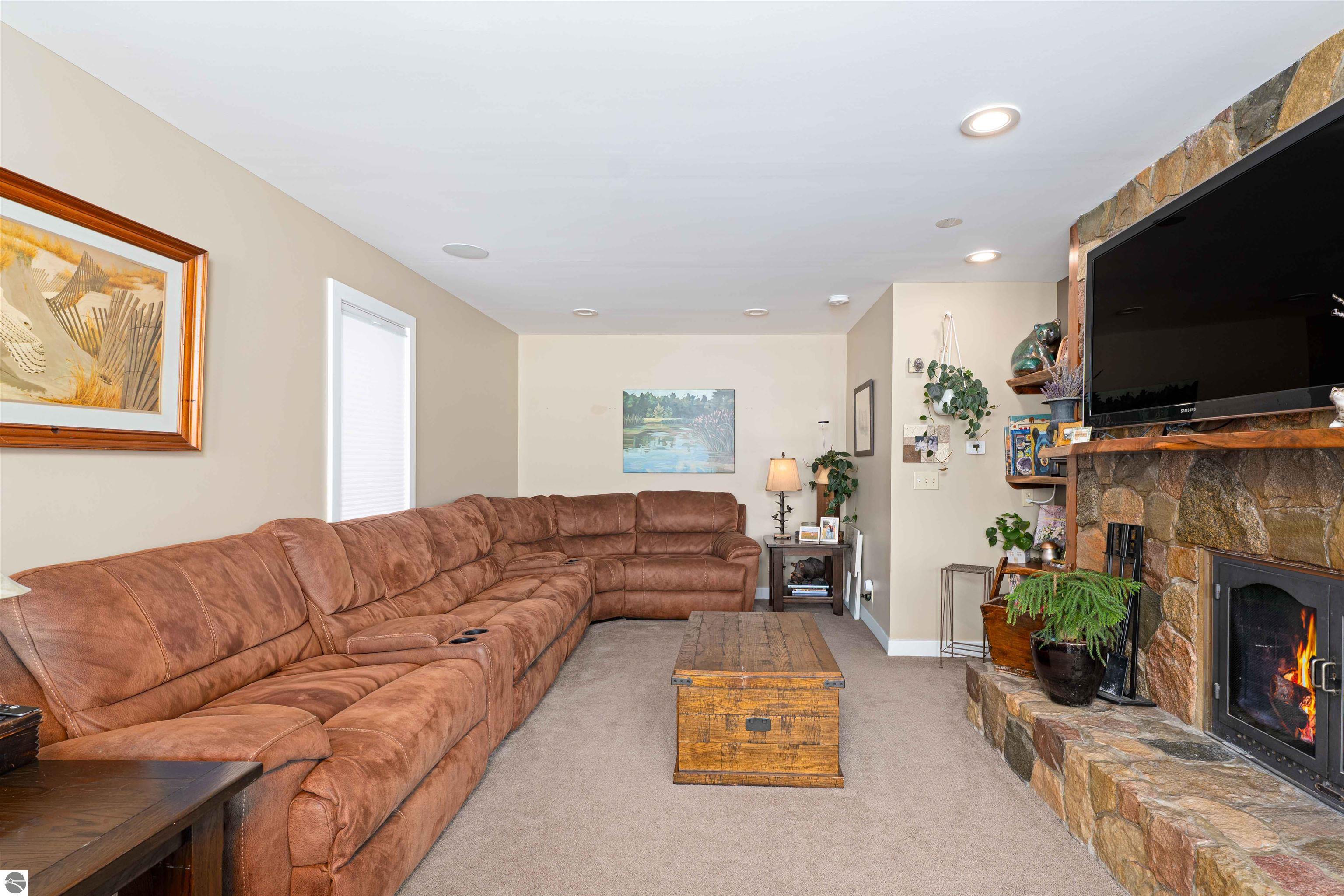 9459 N Long Lake Road