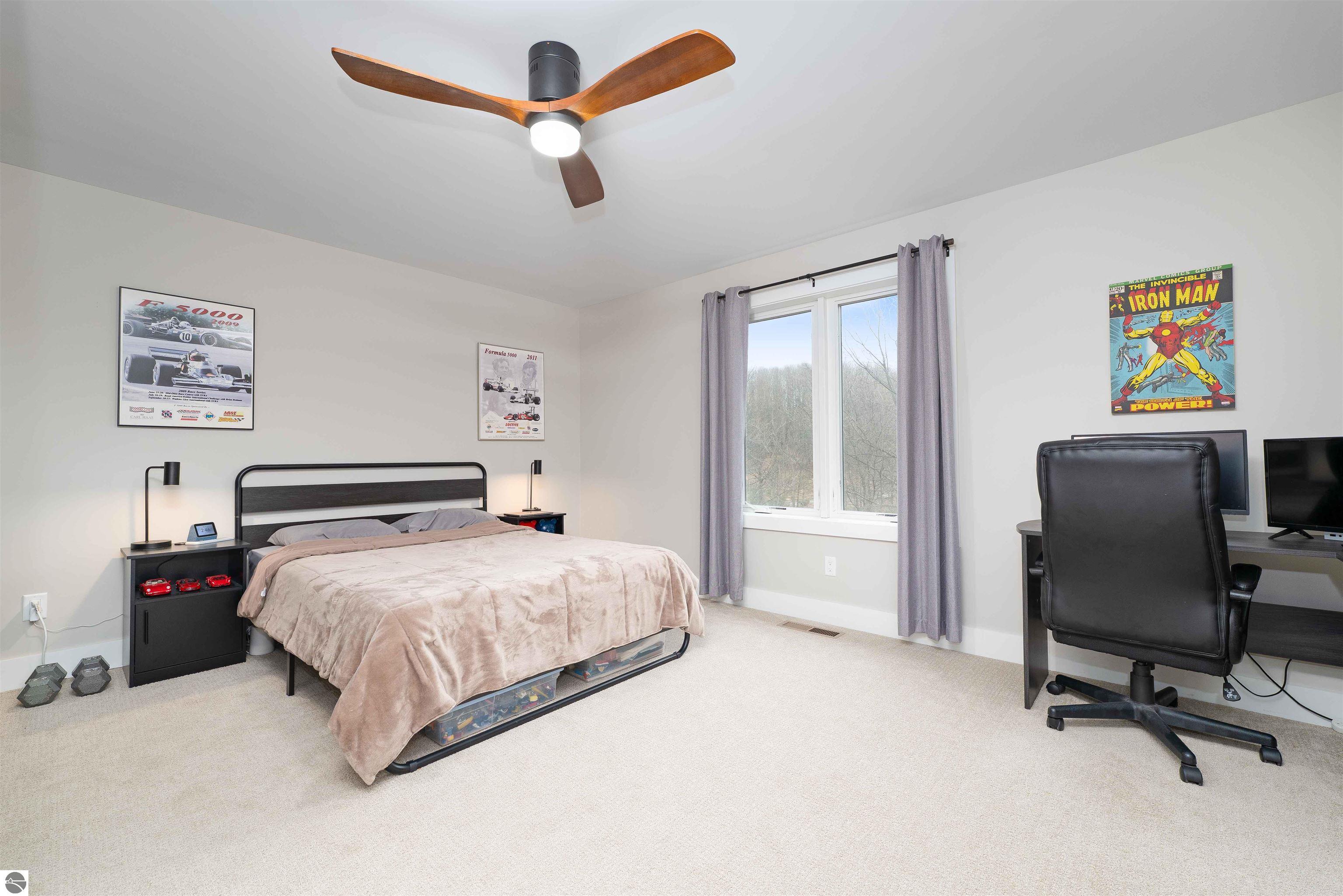 2810 Holiday Village Court