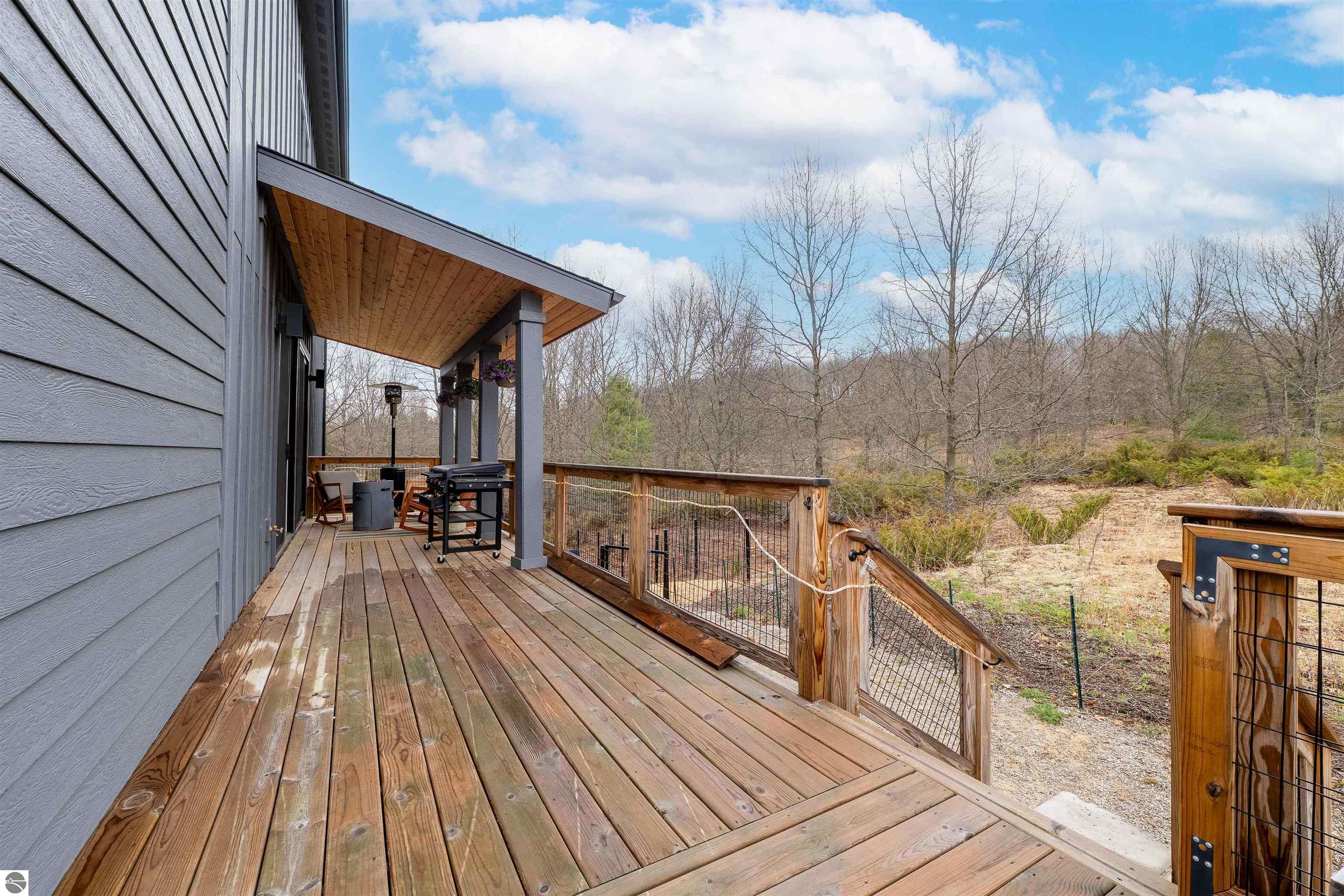 2810 Holiday Village Court