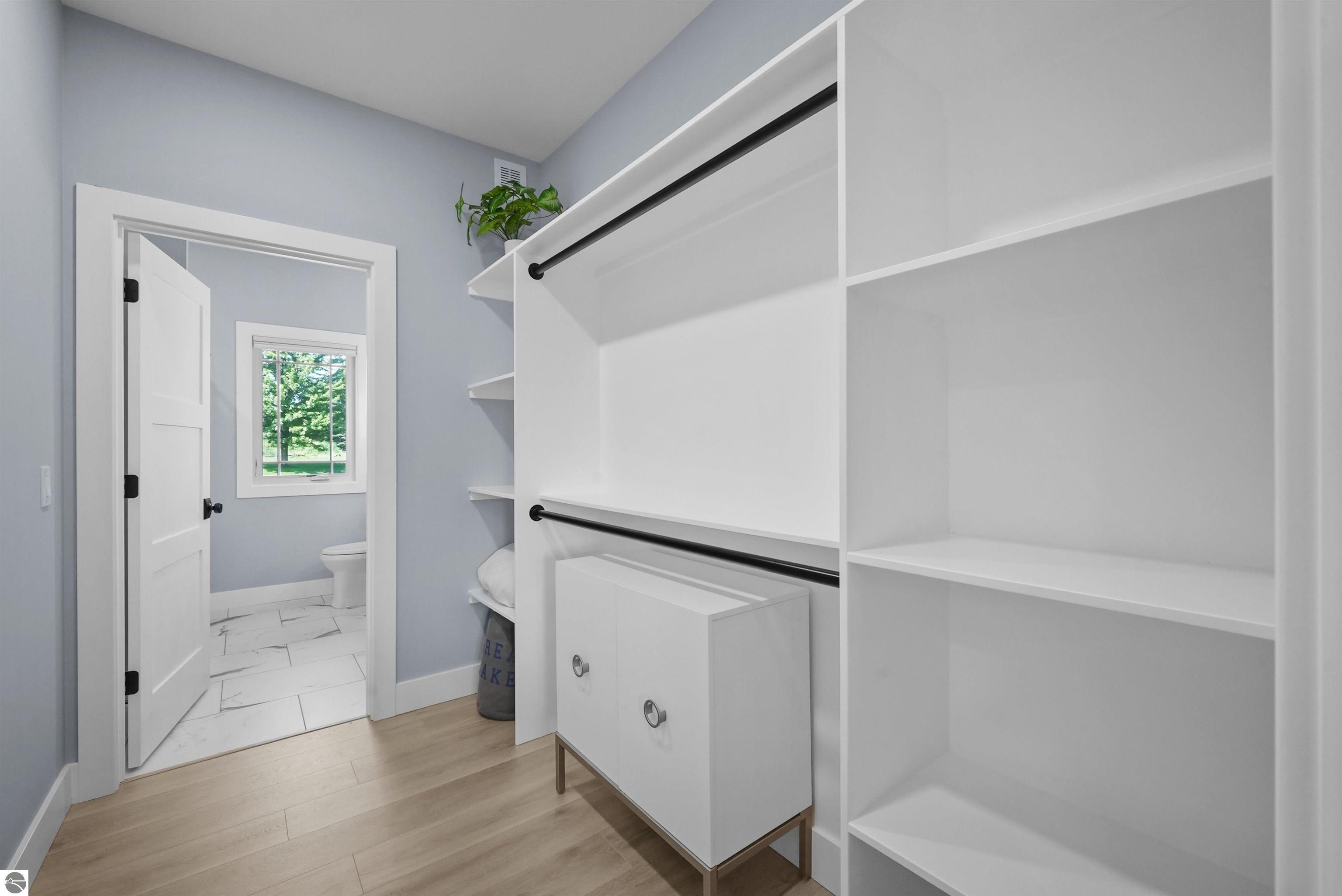 7086 Wolverine View Drive
