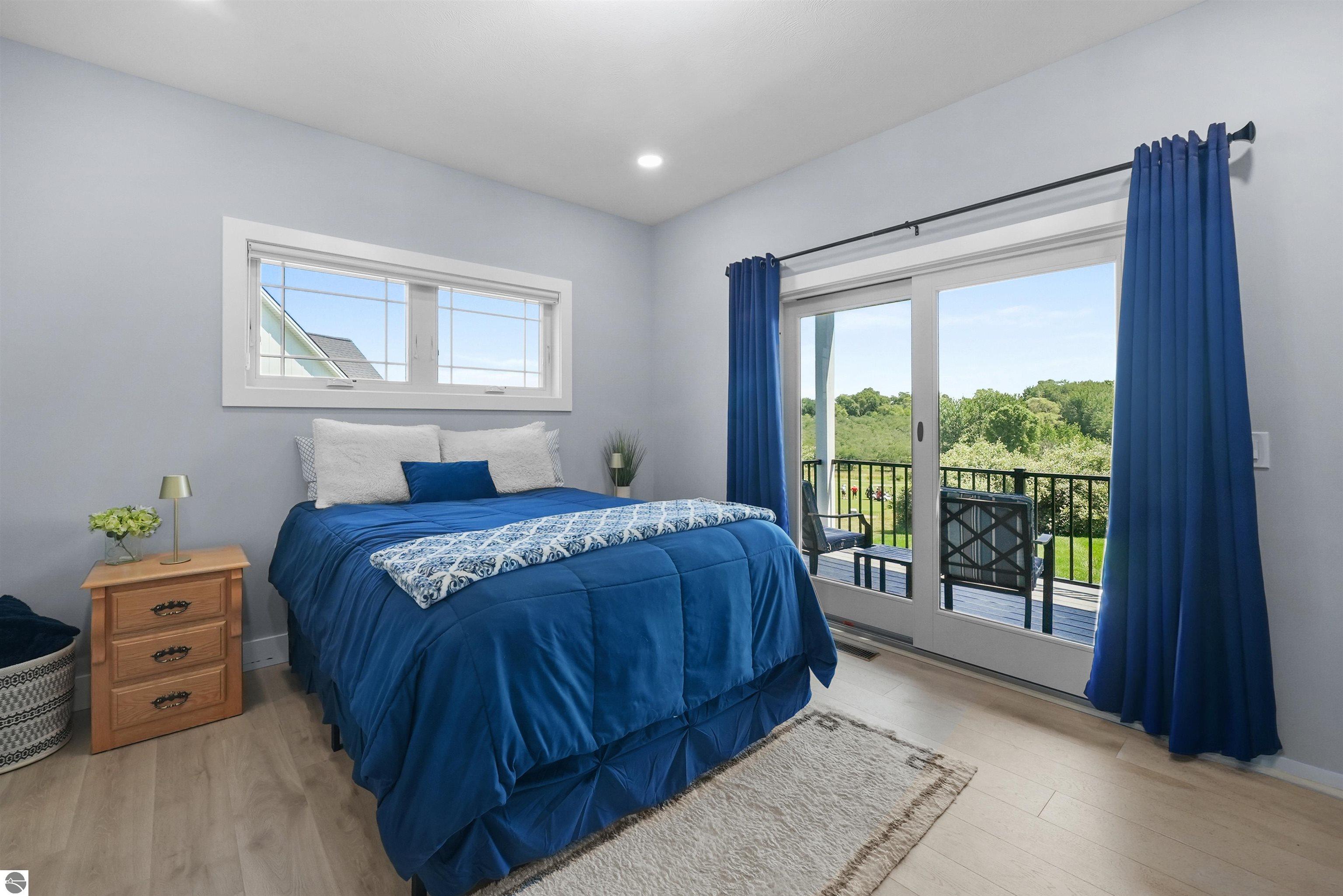 7086 Wolverine View Drive
