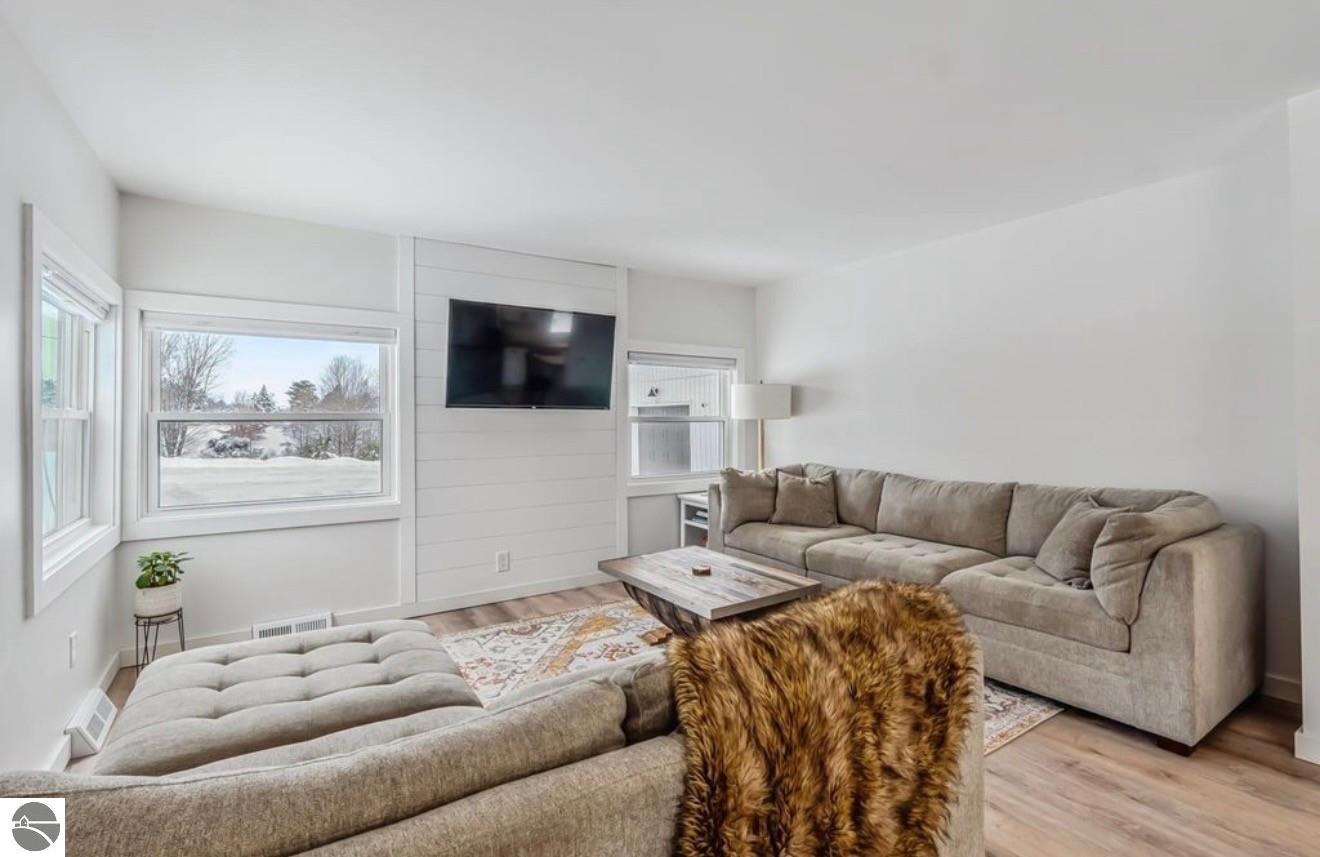 7638 Skegemog Point Road